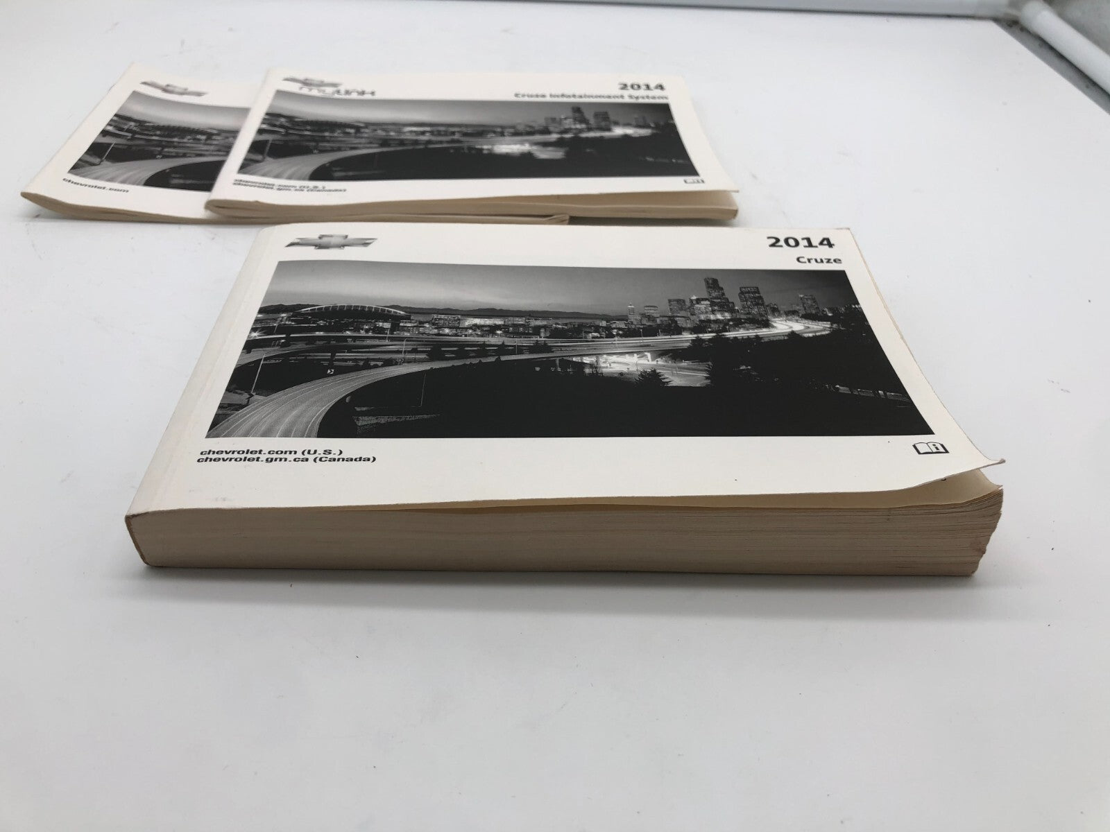 2014 Chevrolet Cruze Owners Manual Set OEM A04B50043