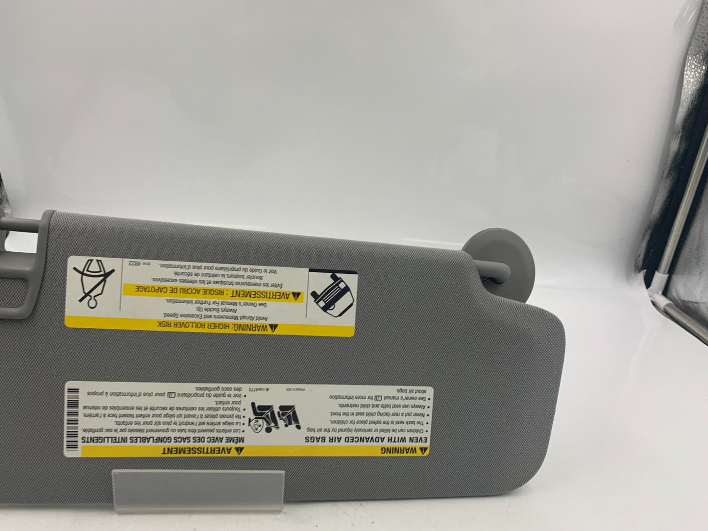 2017-2020 Chevrolet Trax Driver Sun Visor Gray OEM B03B06081