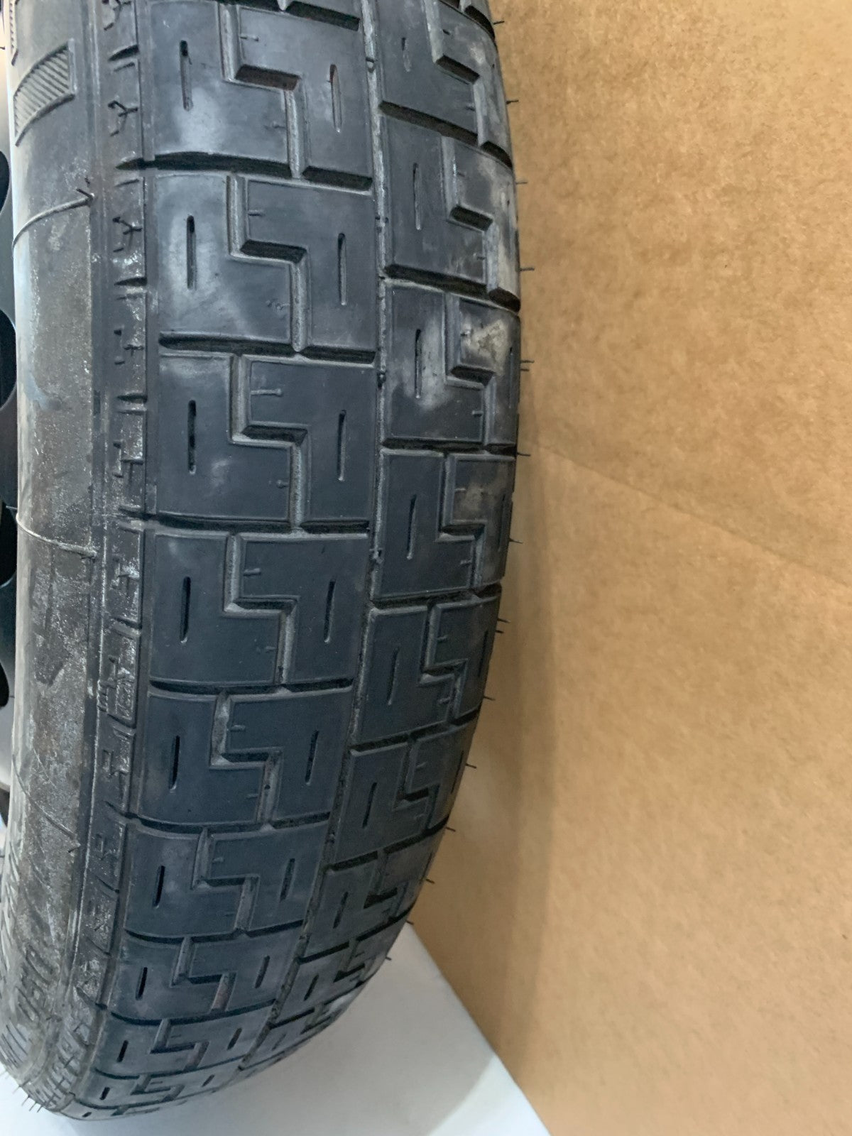 2003-2007 Volvo XC70 XC 70 17" Spare Tire Compact Donut T135/90R17