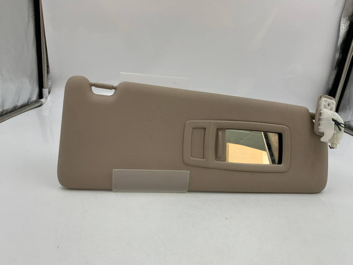 2012-2018 BMW 328i Passenger Sun Visor Sunvisor Beige OEM Illumination E03B66004