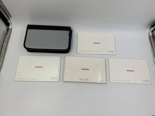 2006 Nissan Maxima Owners Manual Set with Case OEM R01B24009