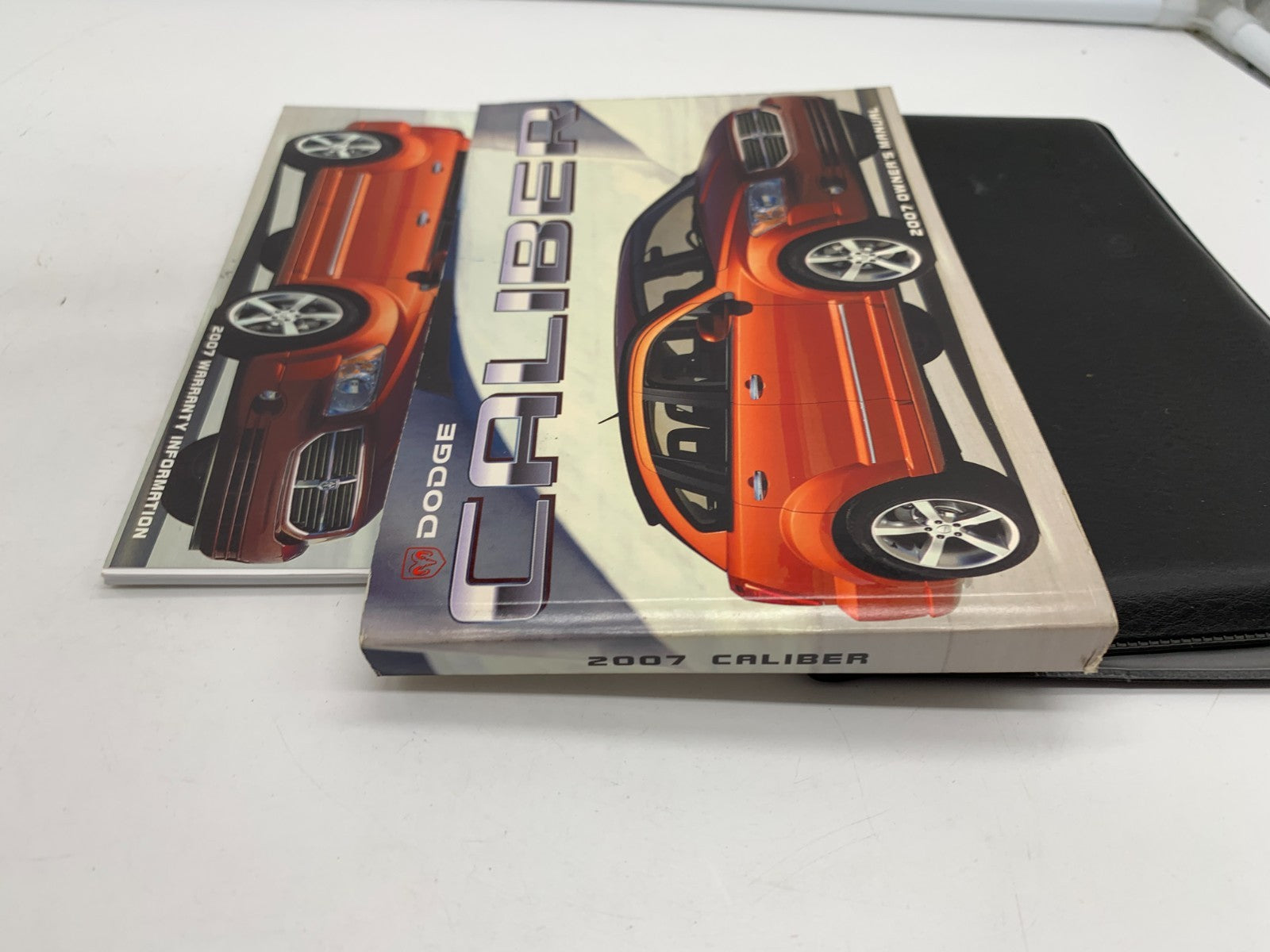 2007 Dodge Caliber Owners Manual Set with Case OEM C02B13060