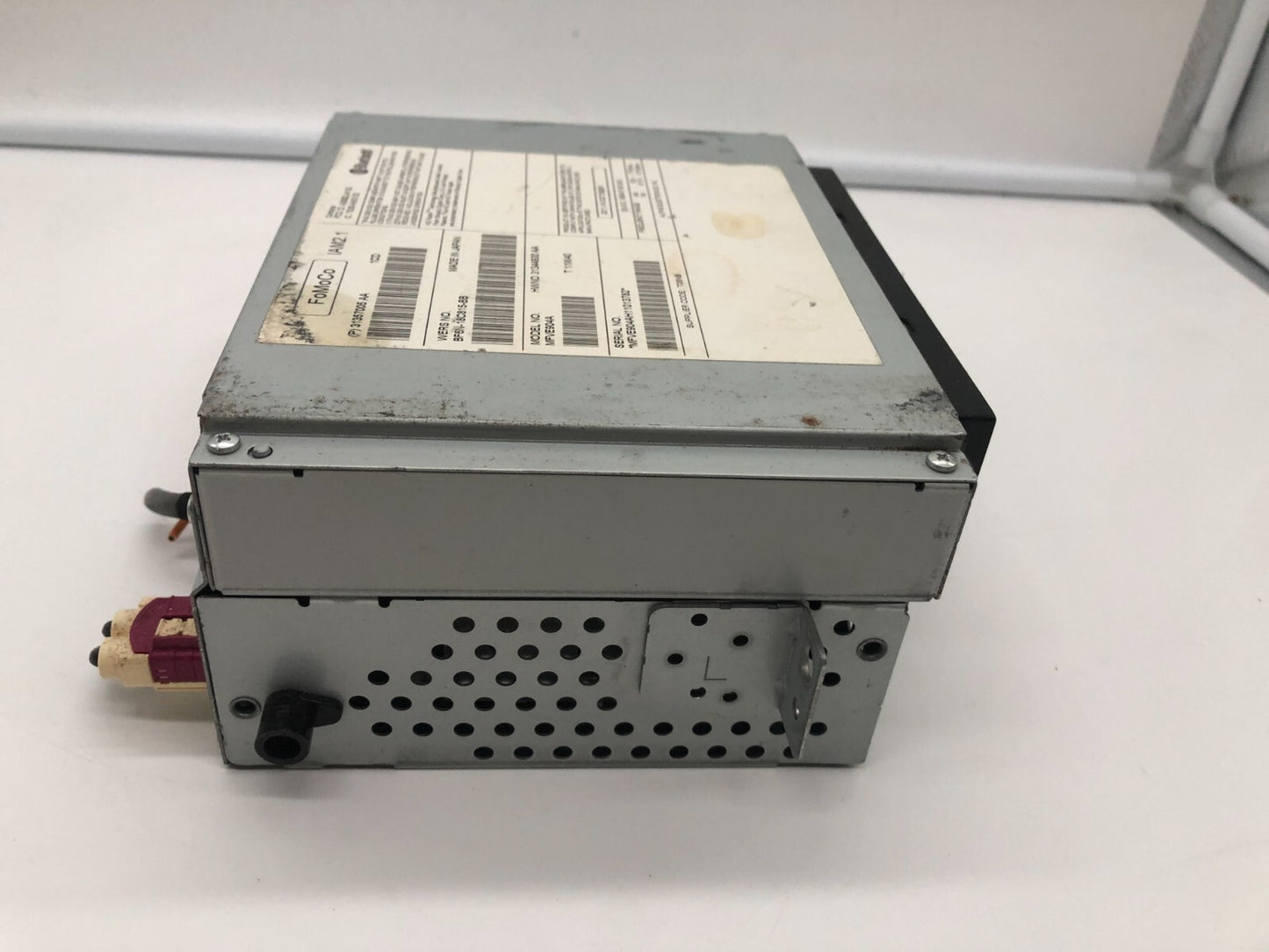 2011-2013 Volvo S60 AM FM CD Player Radio Receiver OEM C04B30003