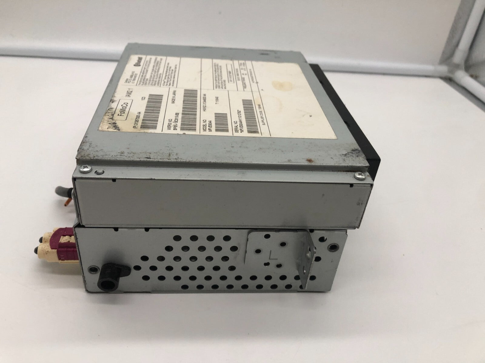 2011-2013 Volvo S60 AM FM CD Player Radio Receiver OEM C04B30003