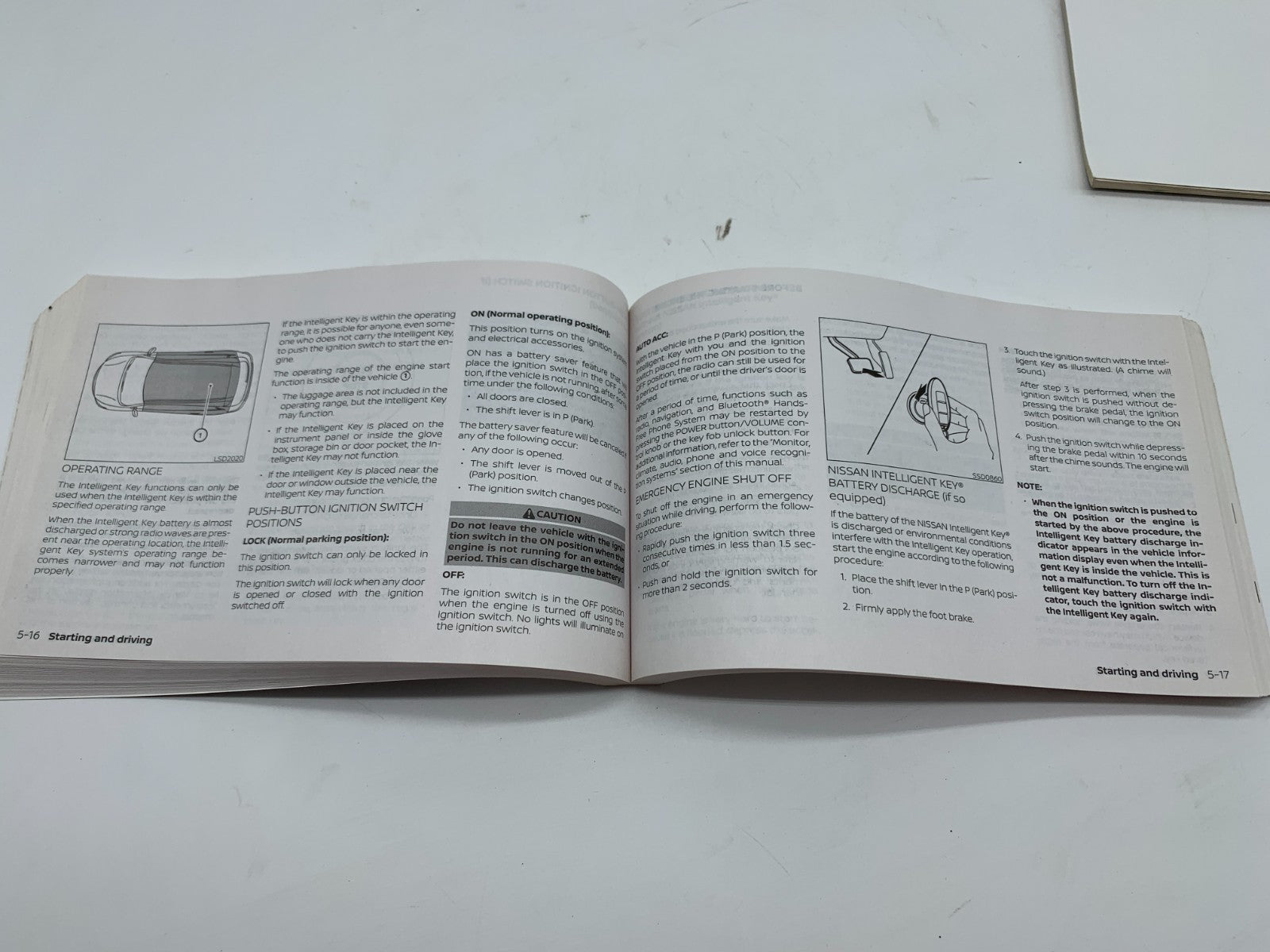 2019 Nissan Rogue Owners Manual Set OEM C03B08007