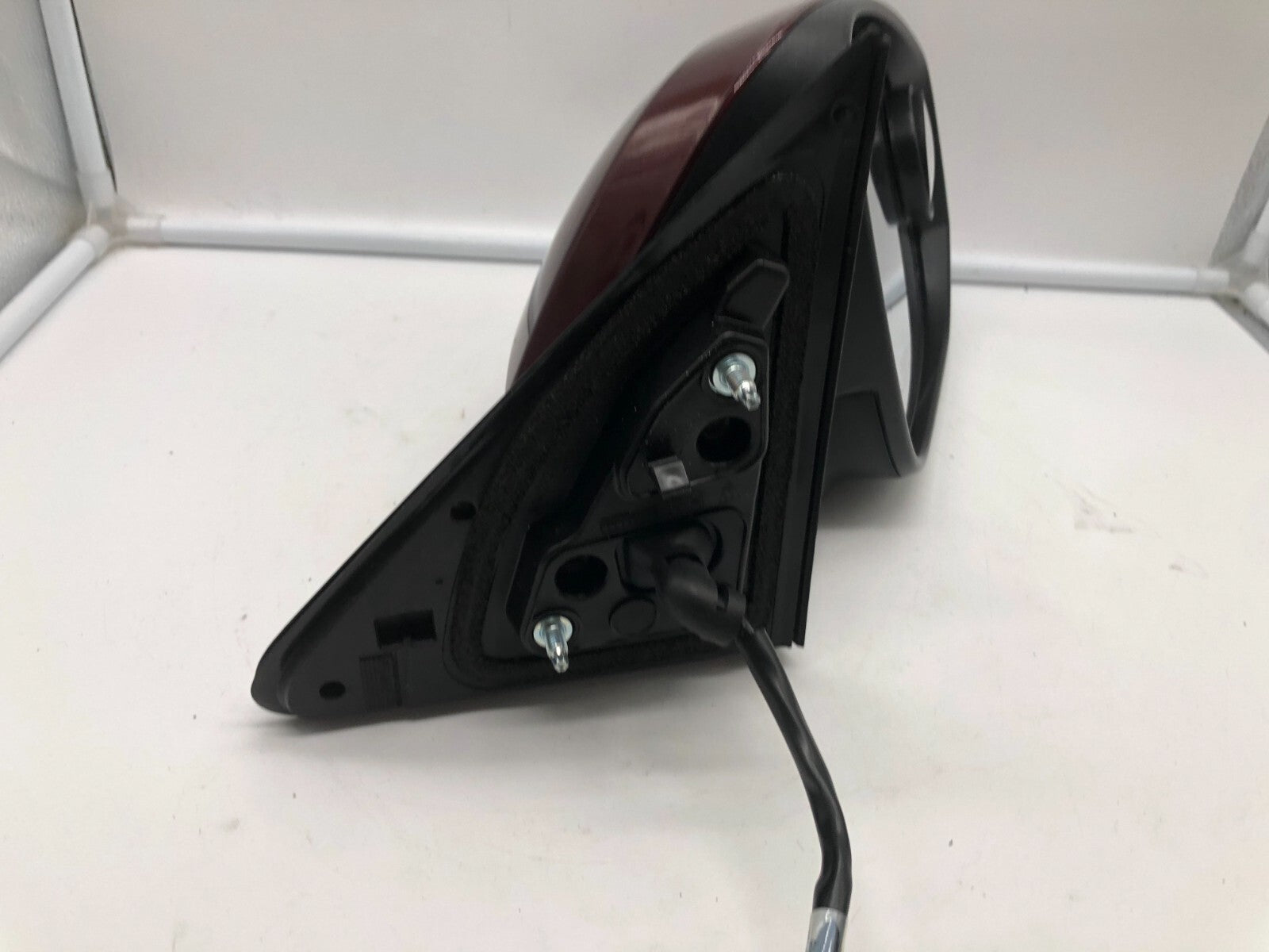 2014-2019 Toyota Highlander Passenger Side Power Door Mirror Red OEM D03B62007