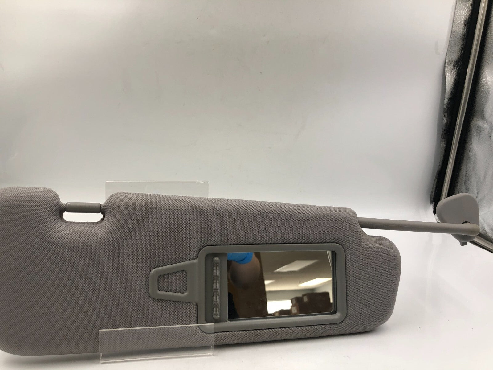 2011-2014 Hyundai Sonata Passenger Sun Visor Gray Illuminated OEM B01B05016