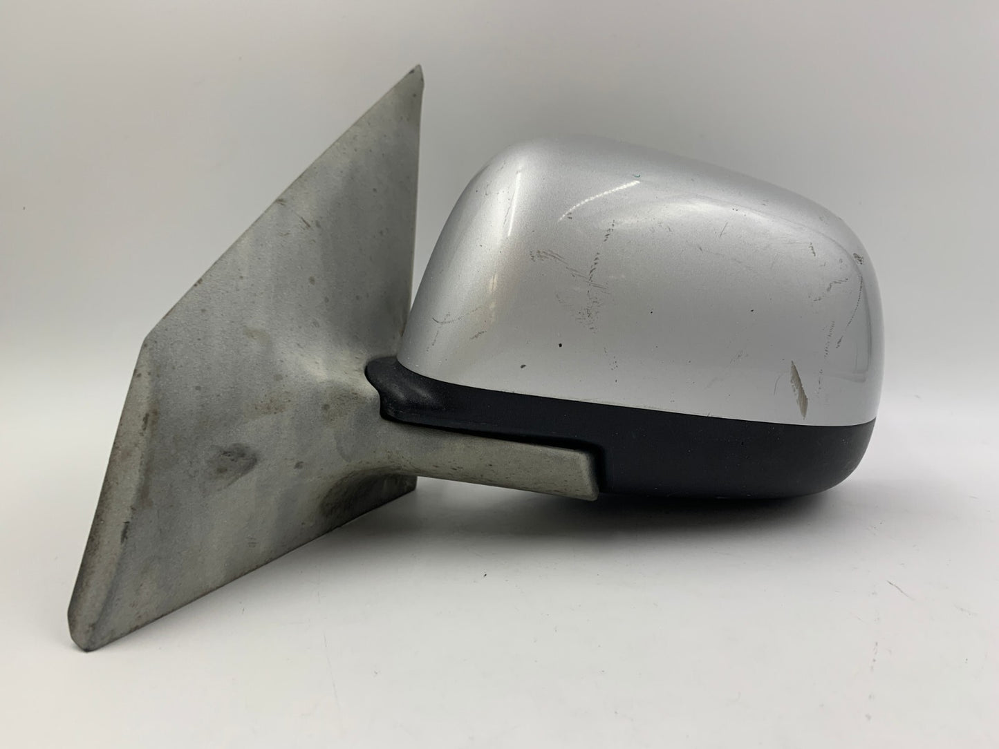 2012-2014 Nissan Versa Driver Side Power Door Mirror Silver OEM C03B30090