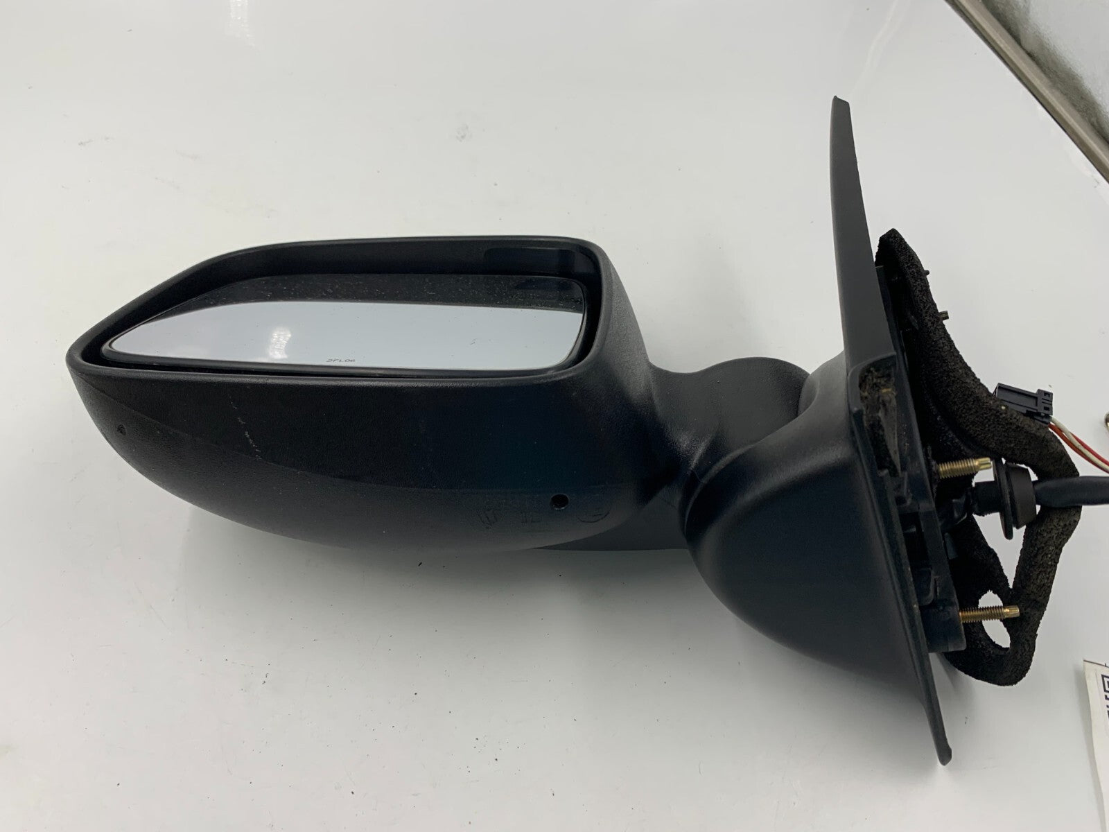 2002-2007 Jeep Liberty Driver Side View Power Door Mirror Black OEM D04B68001