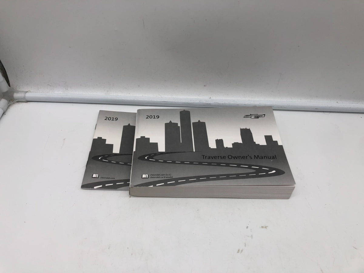 2019 Chevrolet Traverse Owners Manual Set OEM B03B63016