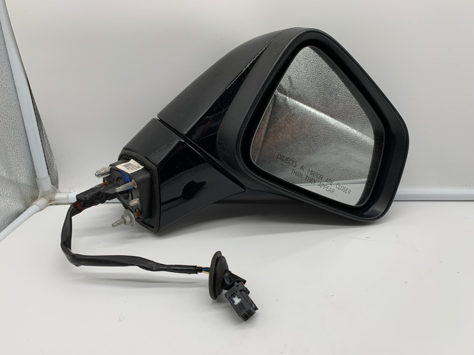 2017-2020 Chevrolet Trax Passenger Side View Power Door Mirror Black C04B63010