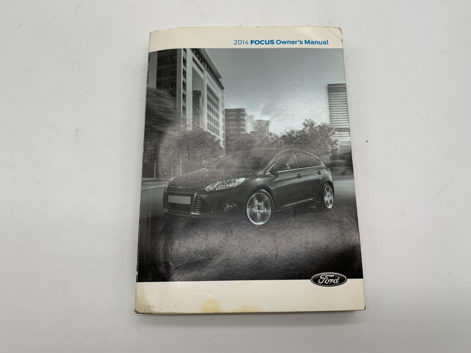 2014 Ford Focus Owners Manual with Case OEM B04B20011