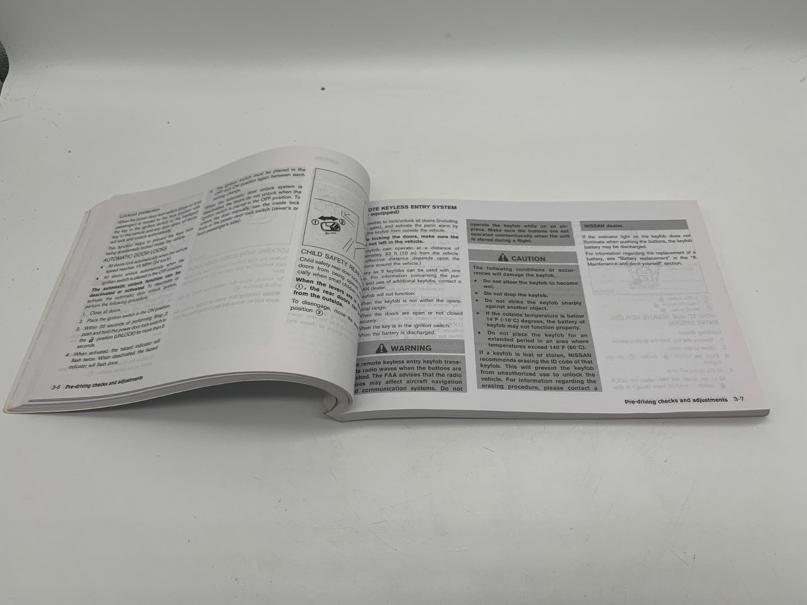 2013 Nissan Rogue Owners Manual Set with Case OEM