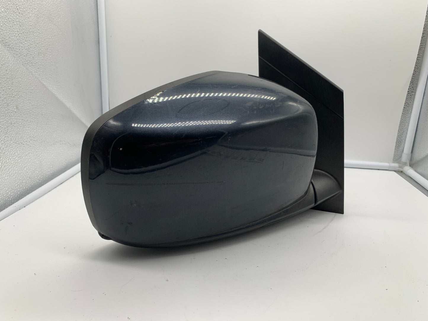 2011-2016 Chrysler Town & Country Passenger Side Door Mirror Blue OEM C03B03042