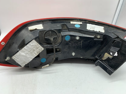 2016-2018 Lincoln MKX Driver Side Tail Light Taillight OEM D02B54021