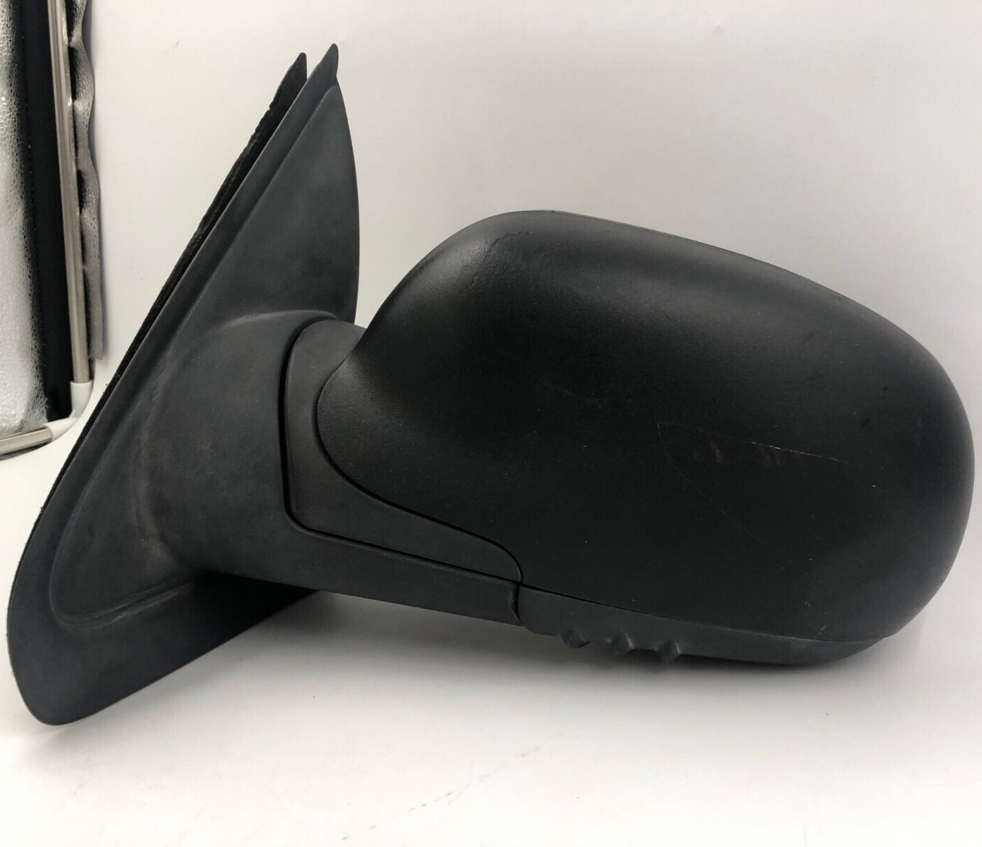 2006-2008 Isuzu Ascender Trailblazer Driver Side View Power Door Mirror C04B5500