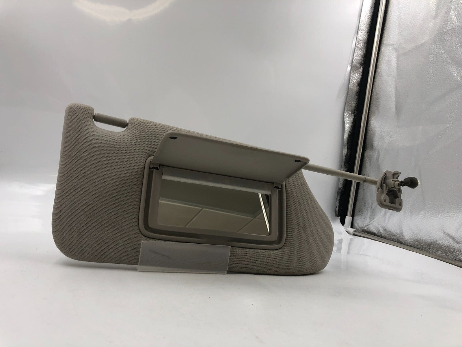 2013-2018 Nissan Altima Sedan Passenger Sunvisor Gray Illumination OEM B01B01001