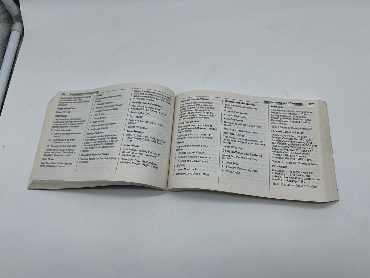 2018 GMC Sierra Owners Manual OEM R01B09039
