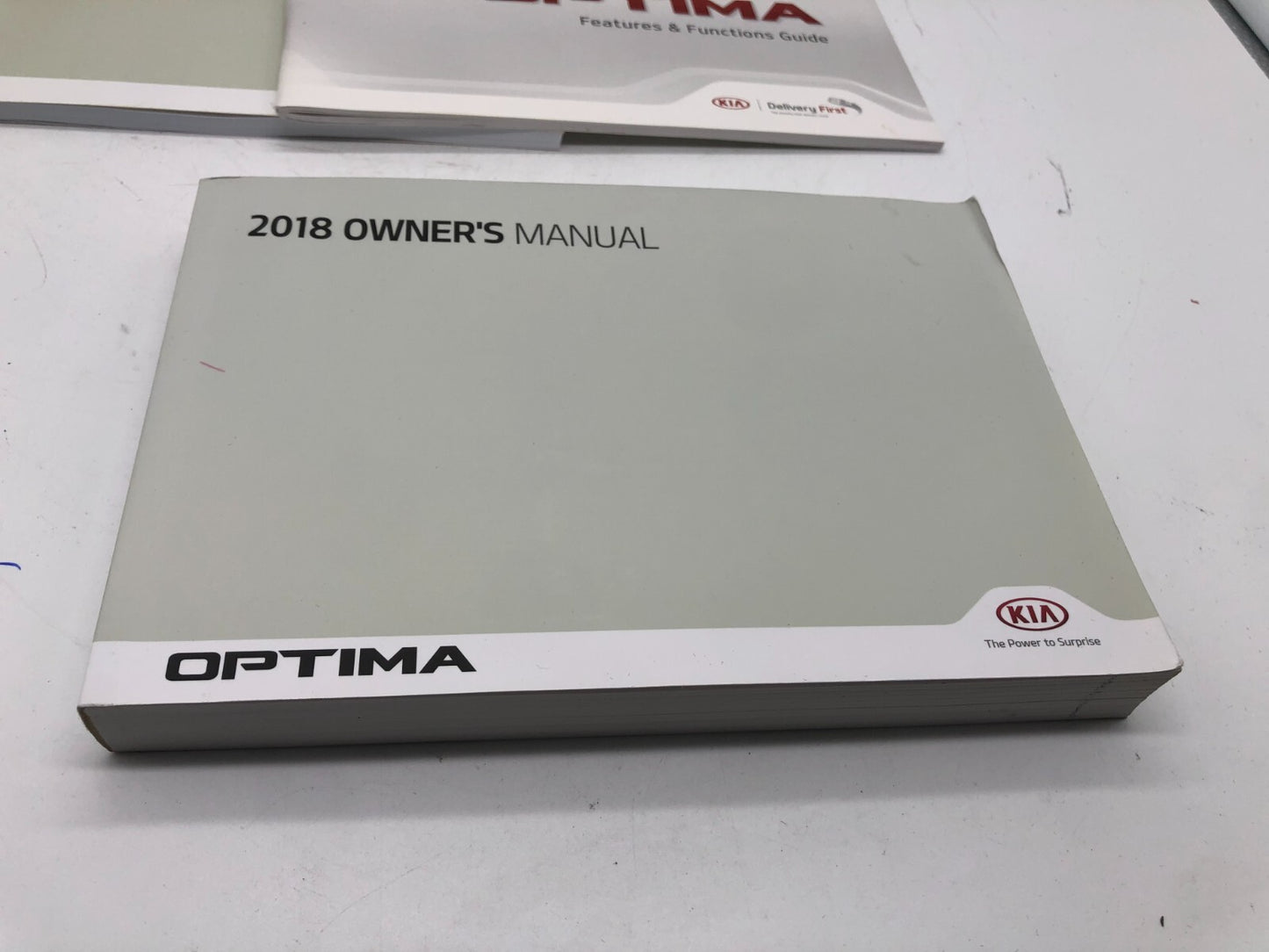 2018 Kia Optima Owners Manual Set with Case OEM E03B39068
