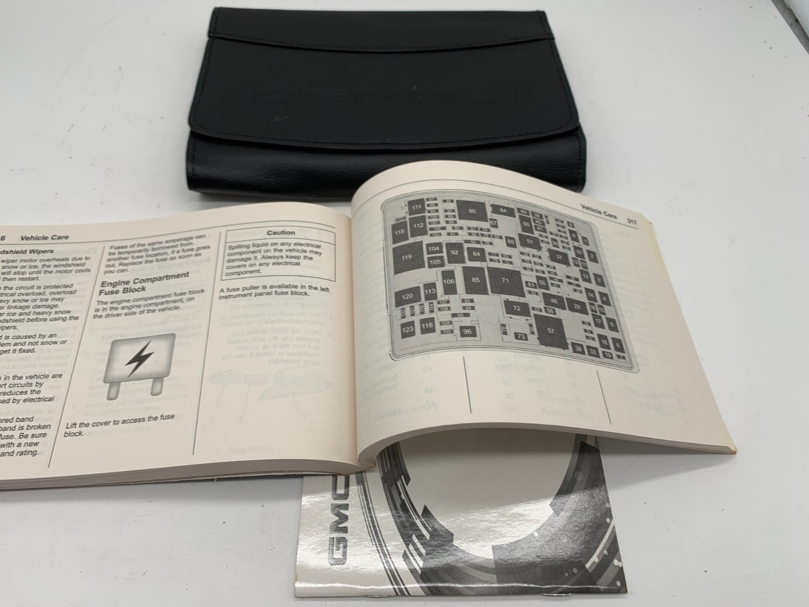 2017 GMC Yukon  Yukon XL Denali Owners Manual Set with Case OEM