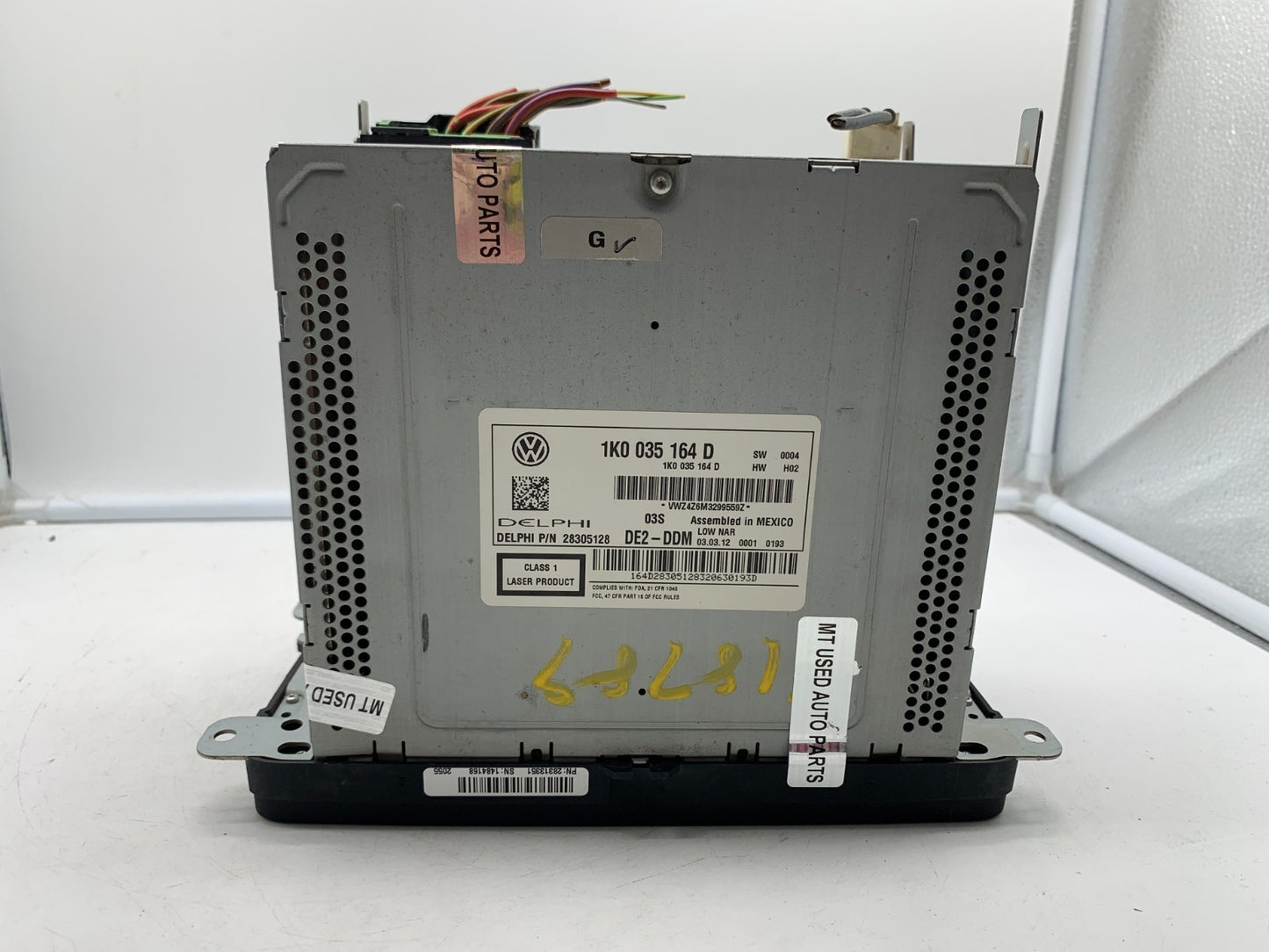 2011-2014 Volkswagen Jetta AM FM CD Player Radio Receiver OEM A02B40003