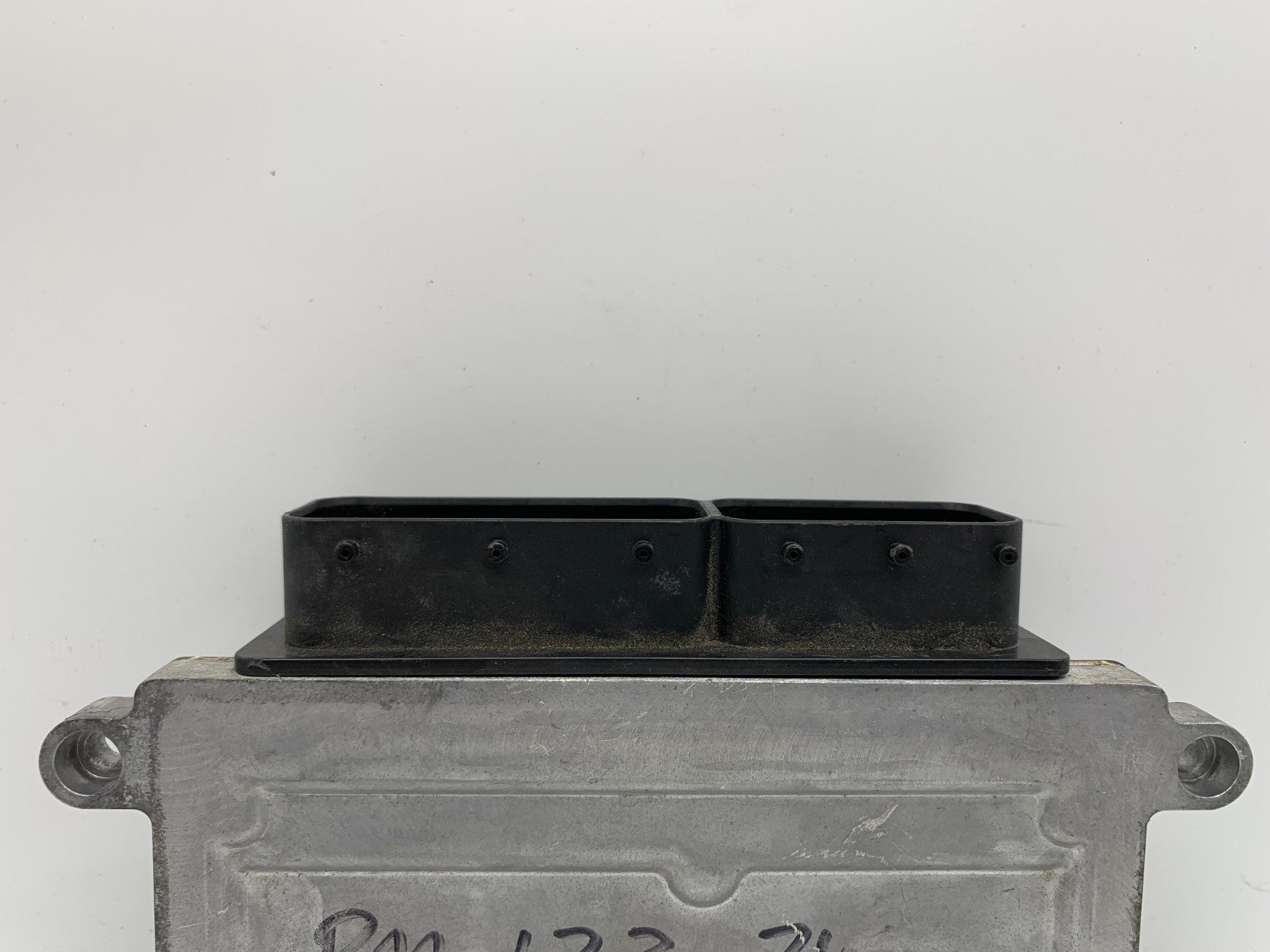 2014-2016 Volvo S60 Engine Control Module ECU ECM OEM B02B40046