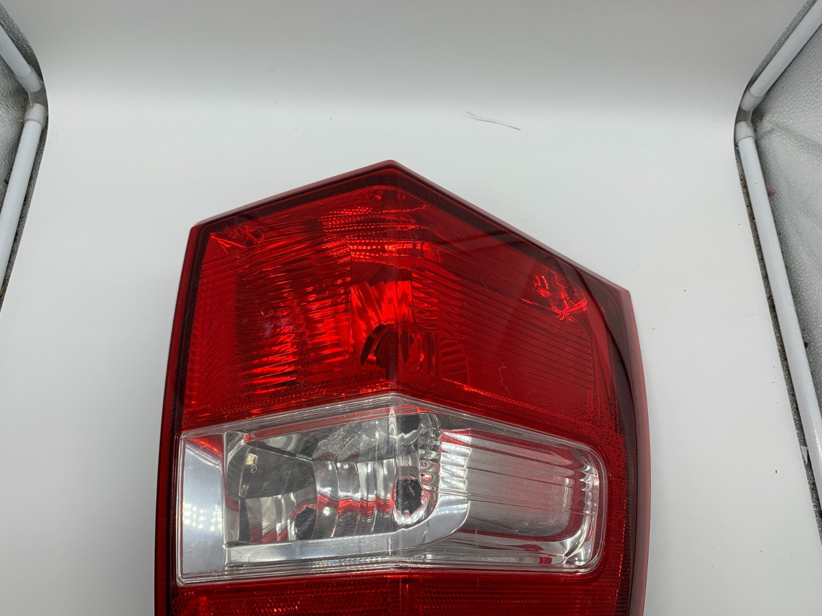 2007-2017 Ford Expedition Driver Tail Light Taillight OEM B02B02004