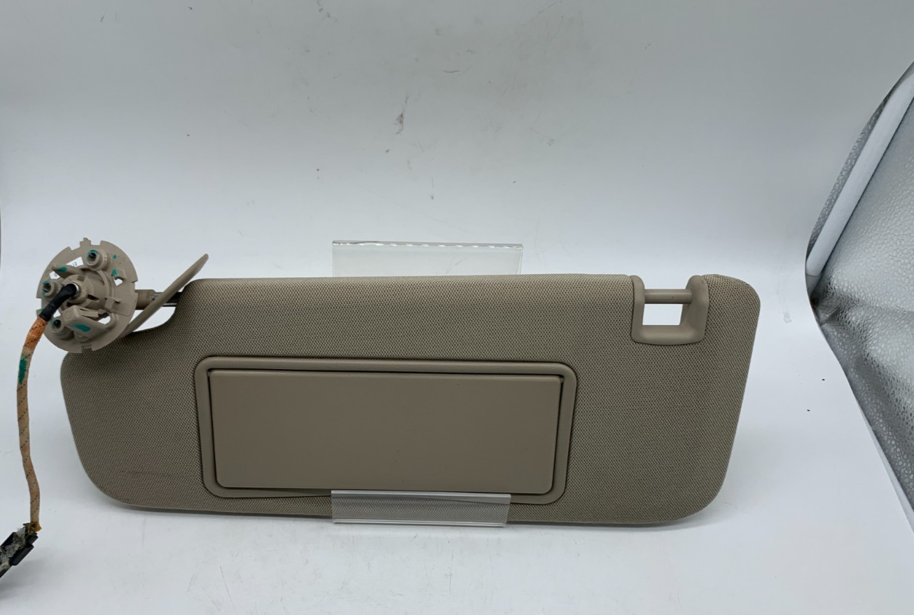 2021-2022 Buick Envision Driver Sun Visor Beige Illuminated OEM D03B02001