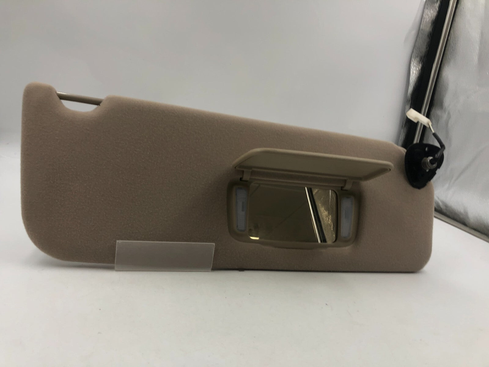 2005-2010 Toyota Sienna Passenger Sun Visor Tan Illuminated OEM D01B46081