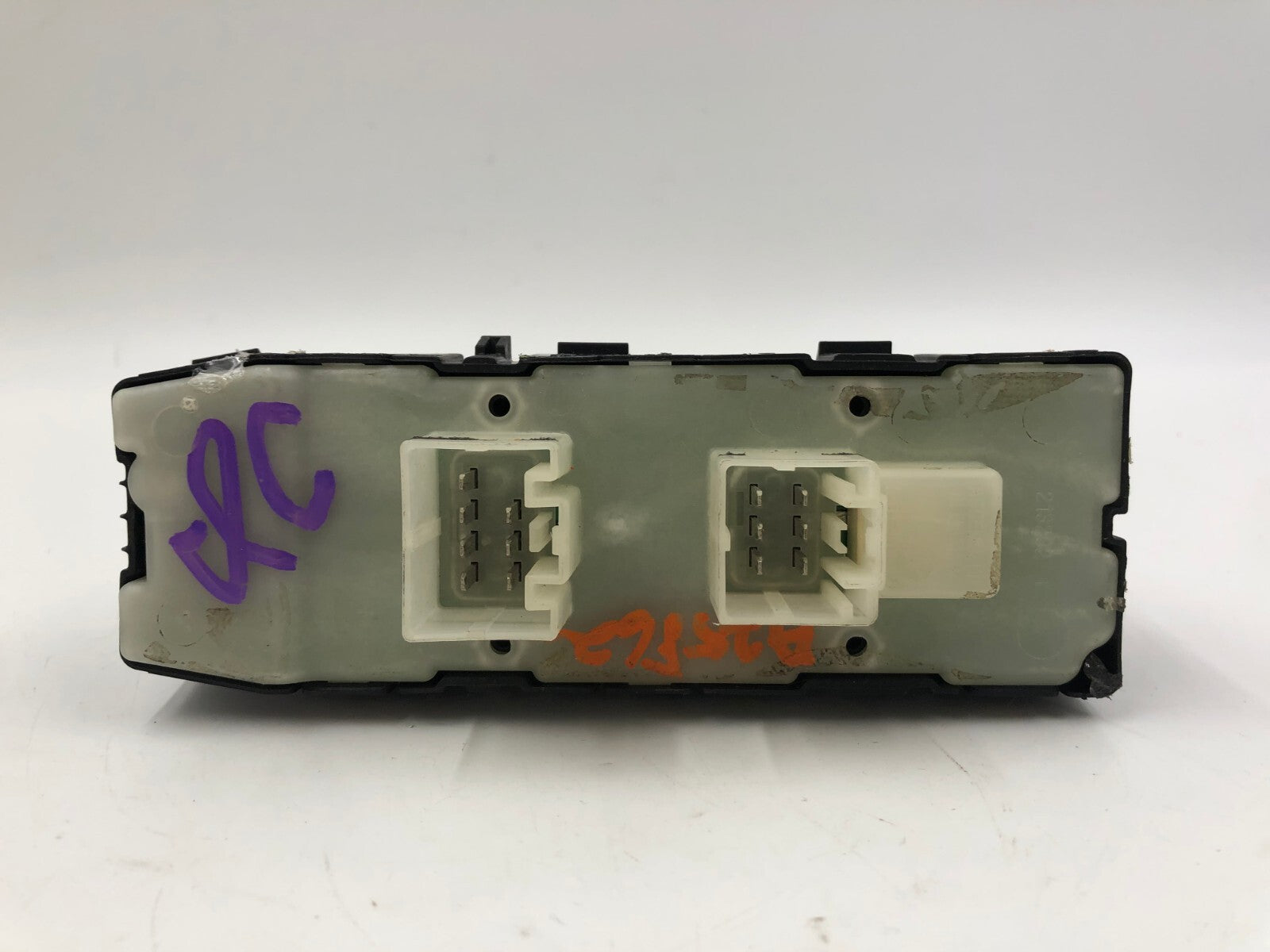 2007-2010 Jeep Patriot Master Power Window Switch OEM E03B60008