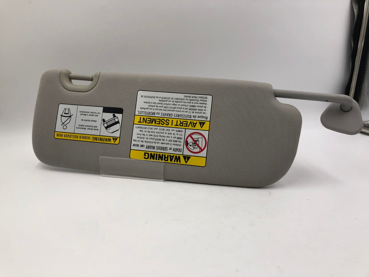 2013-2019 Hyundai Santa Fe Driver Sun Visor Gray Illuminated OEM A04B49050