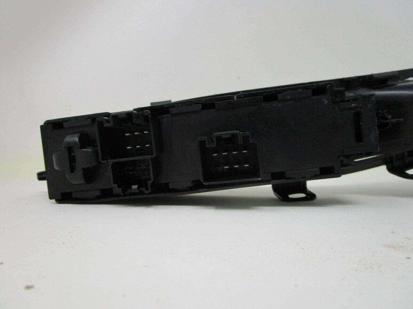 2012-2018 Ford Focus Master Power Window Switch OEM D03B21062