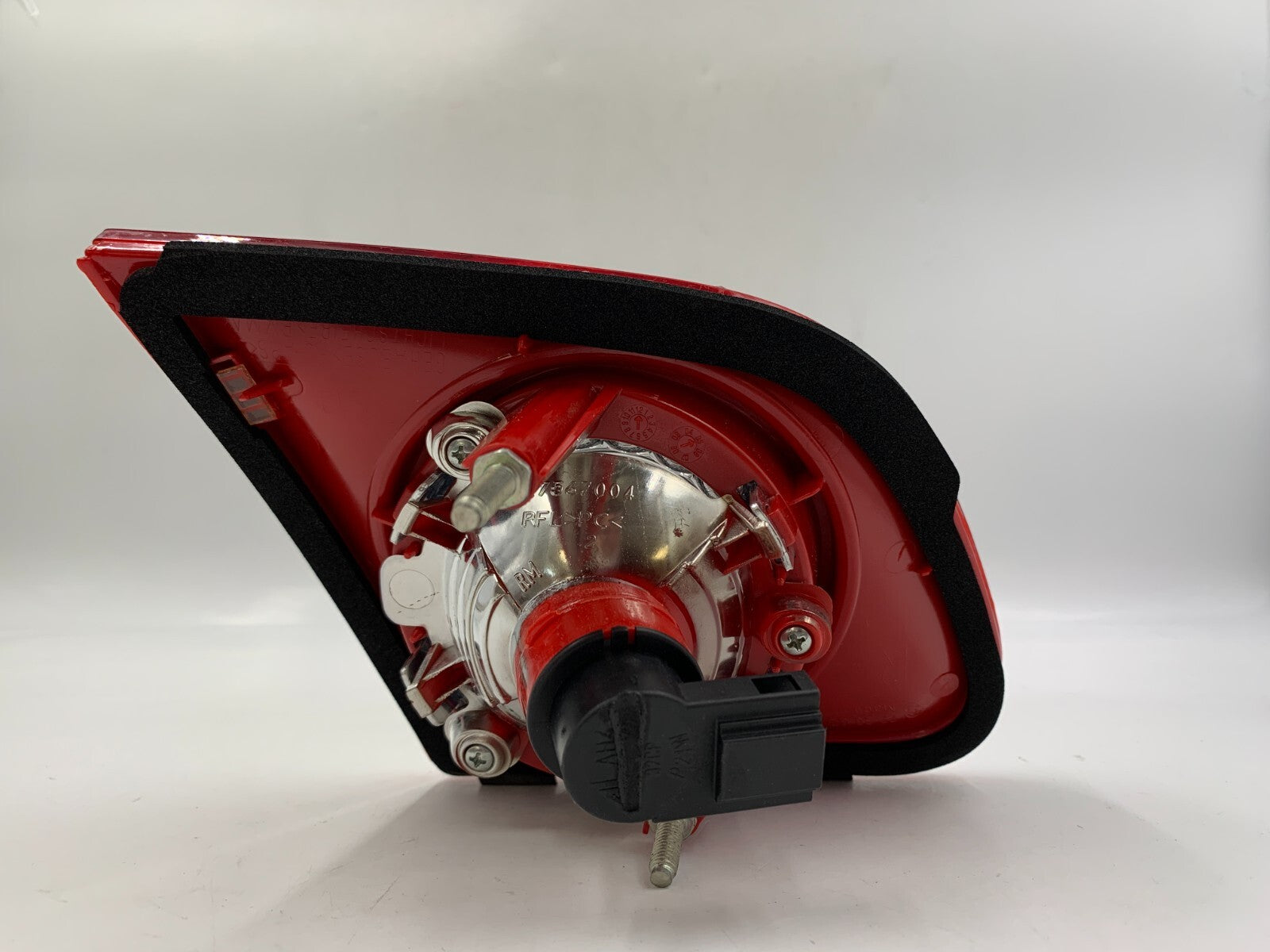 2006-2010 Volkswagen Passat Sedan Passenger Trunk Lid Mounted OEM D01B15027