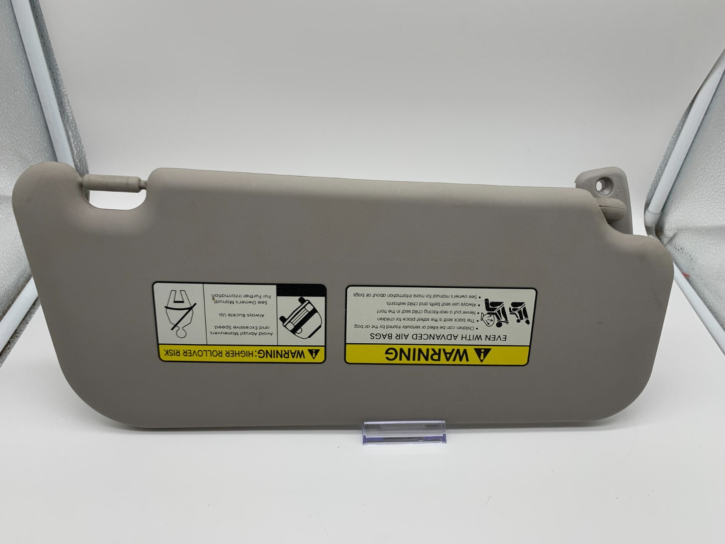 2010-2013 Kia Soul Driver Sun Visor Gray OEM C04B51005