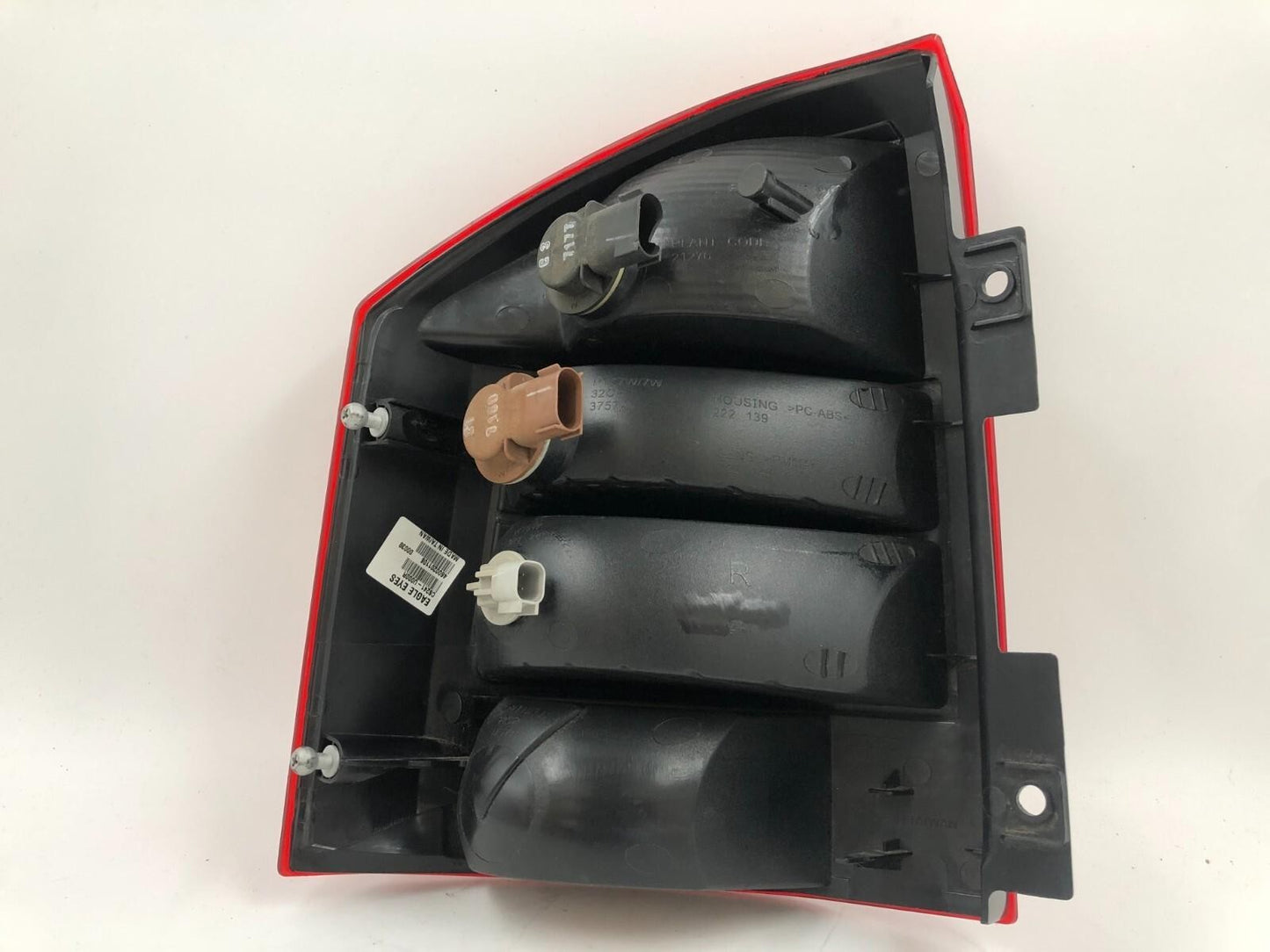 2007-2010 Jeep Compass Passenger Side Tail Light Taillight OEM C04B28046