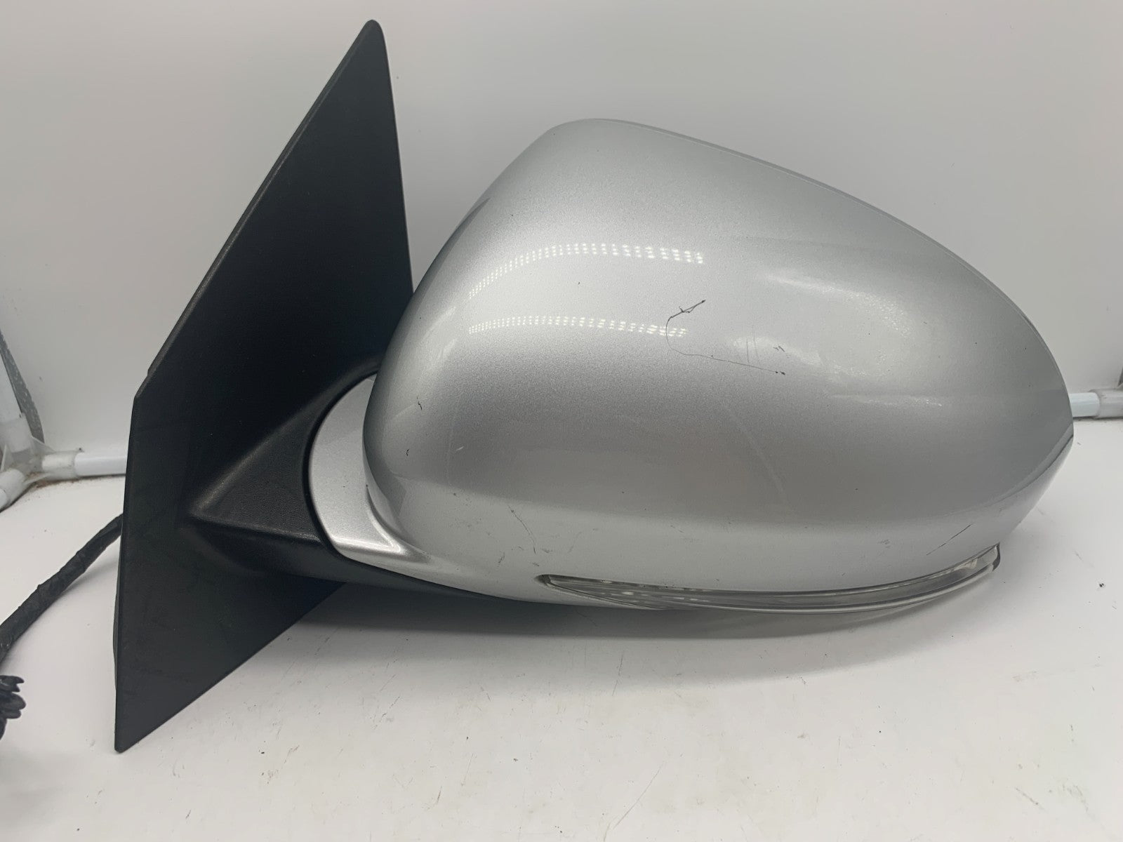2008-2012 Buick Enclave Driver Side View Power Door Mirror Silver OEM