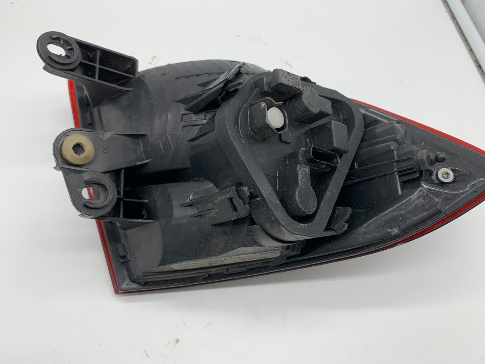 2012-2015 BMW 320 Passenger Side Tail Light Taillight OEM D02B69010