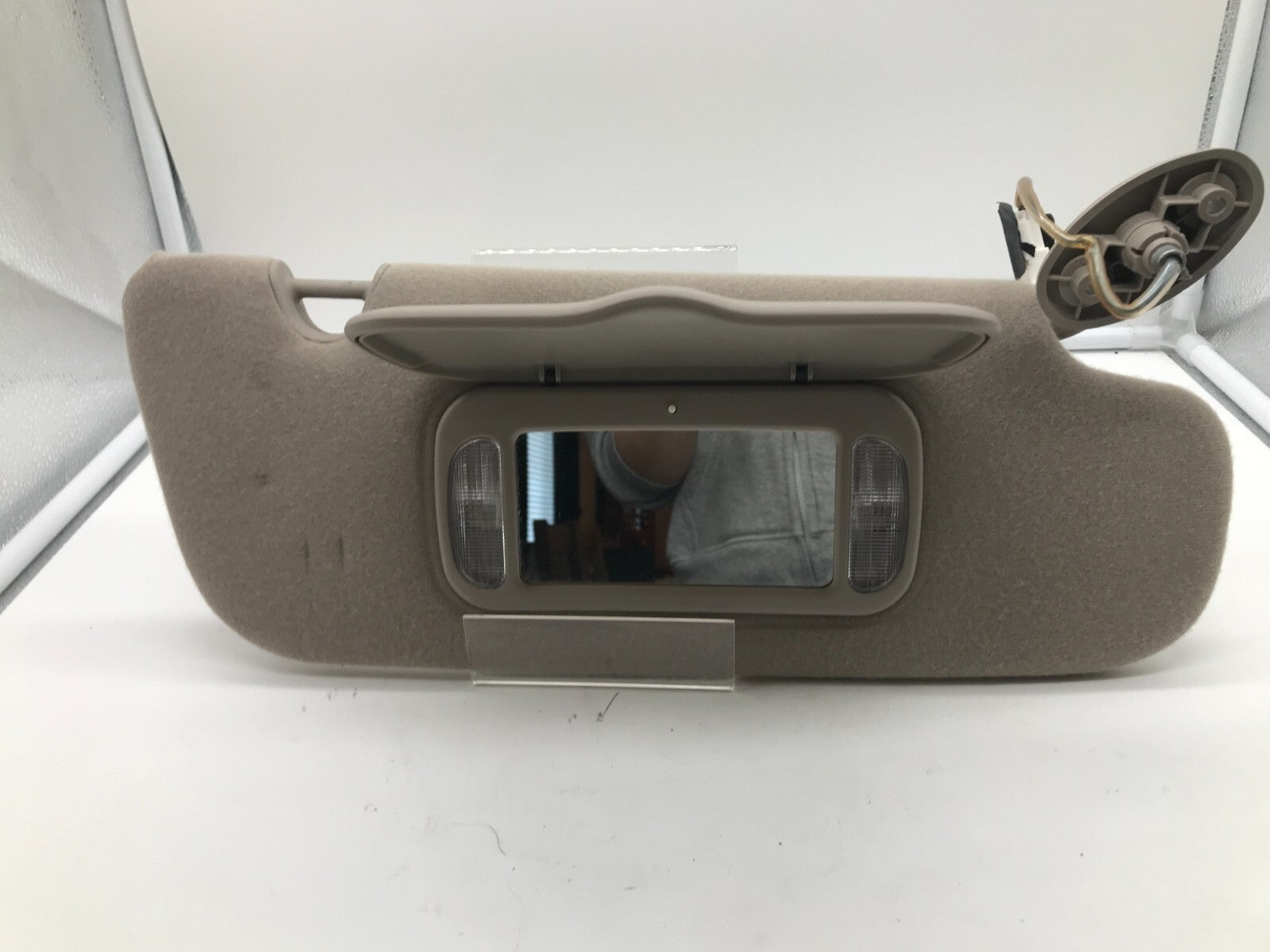 2002-2003 Jeep Liberty Passenger Sun Visor Gray Illumination OEM
