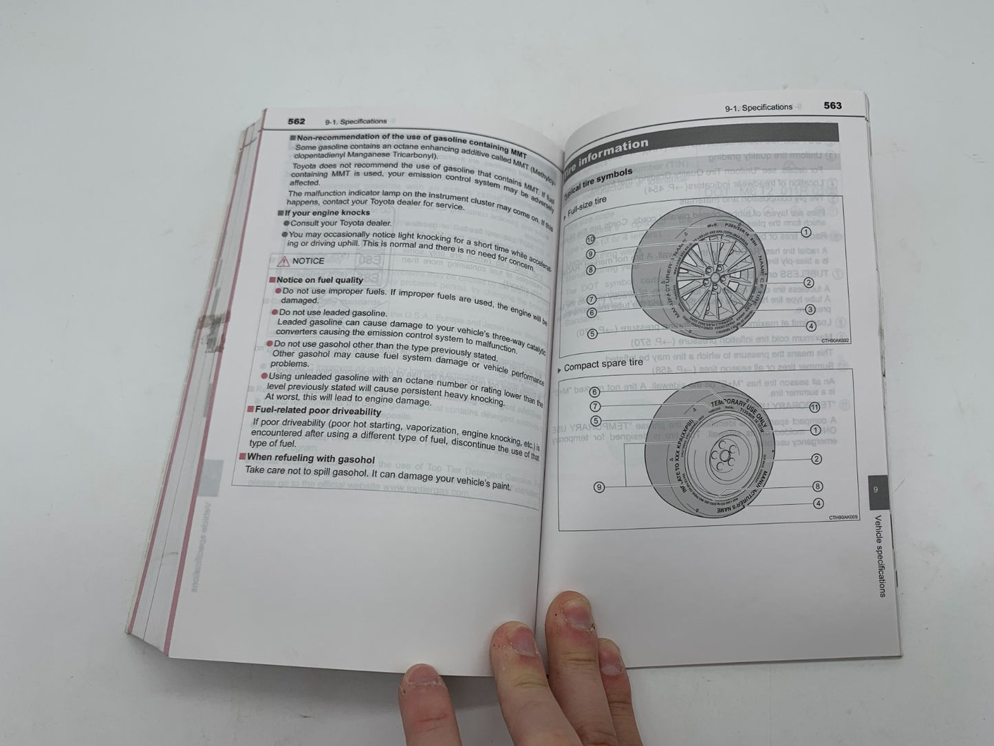 2016 Toyota Corolla Owners Manual Set OEM D01B66014