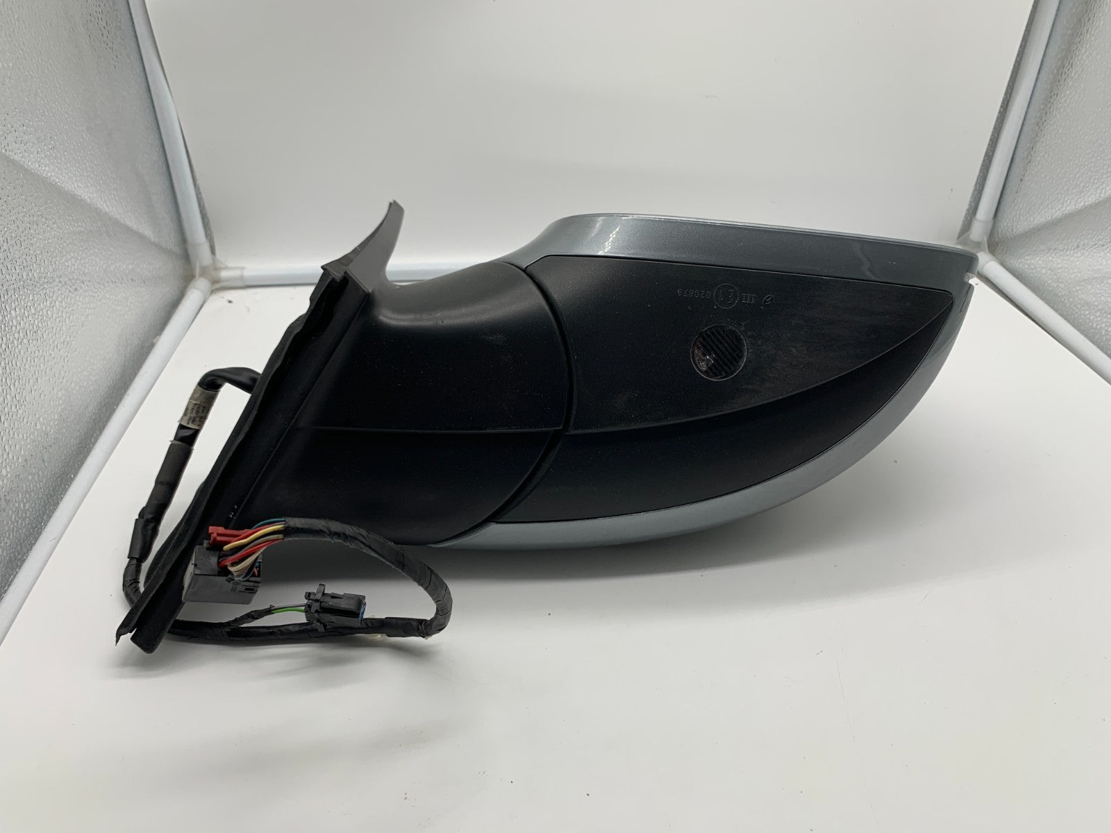 2007-2009 Audi Q7 Passenger Side View Power Door Mirror Gray BSA OEM C01B39001