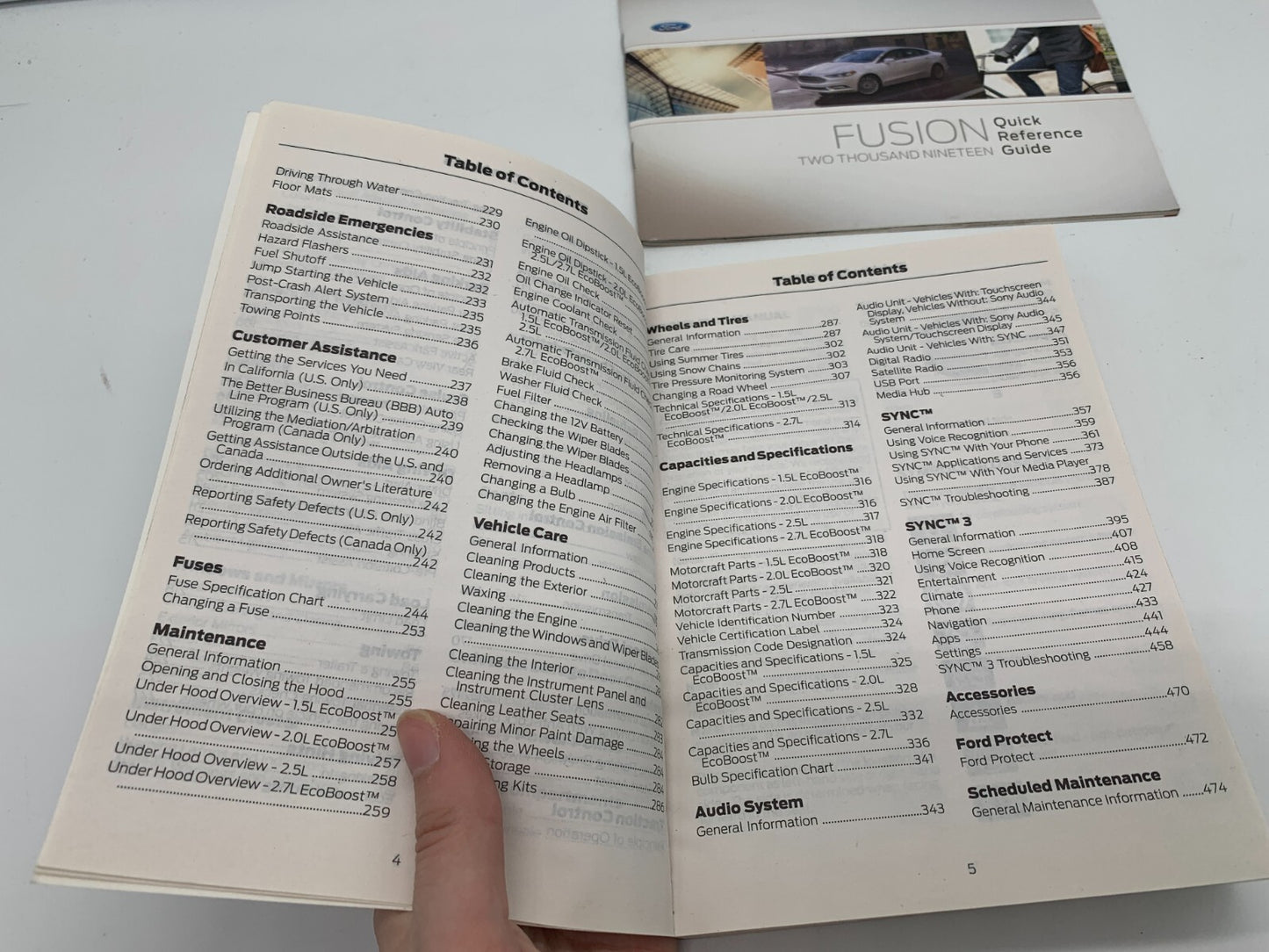 2019 Ford Fusion Owners Manual with Case OEM A02B51076