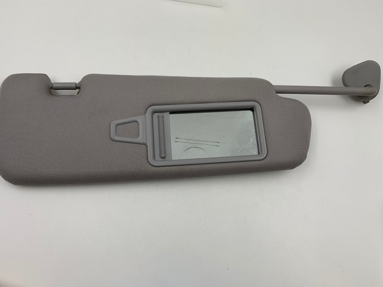 2011-2015 Hyundai Sonata Passenger Sun Visor Gray Illuminated OEM C01B67004