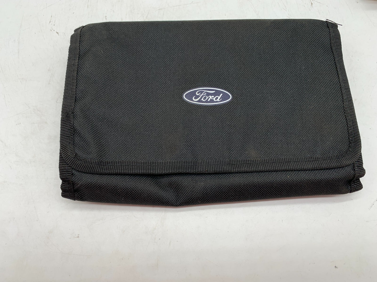 2019 Ford Escape Owners Manual Set with Case OEM A04B35010
