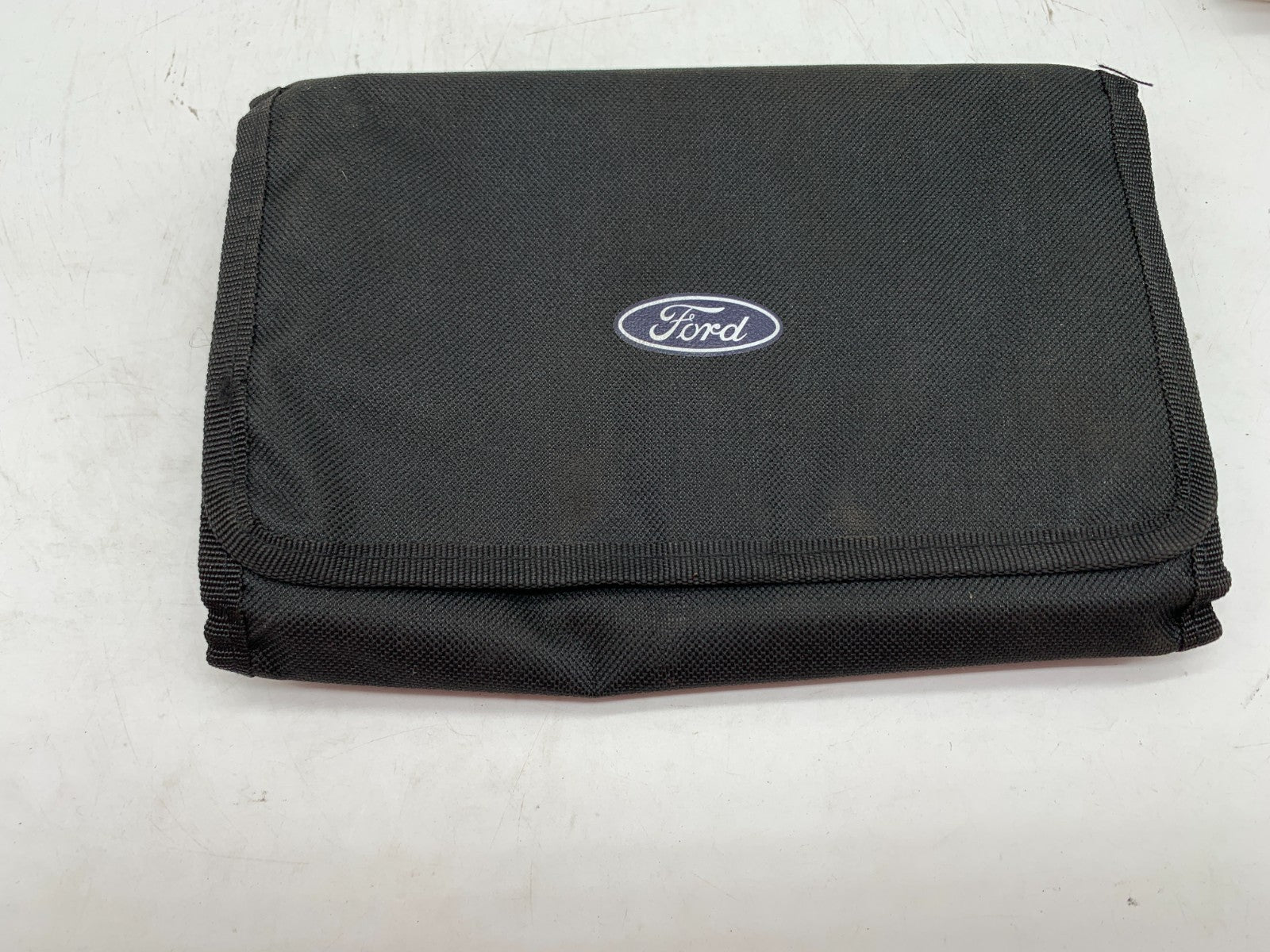 2019 Ford Escape Owners Manual Set with Case OEM A04B35010