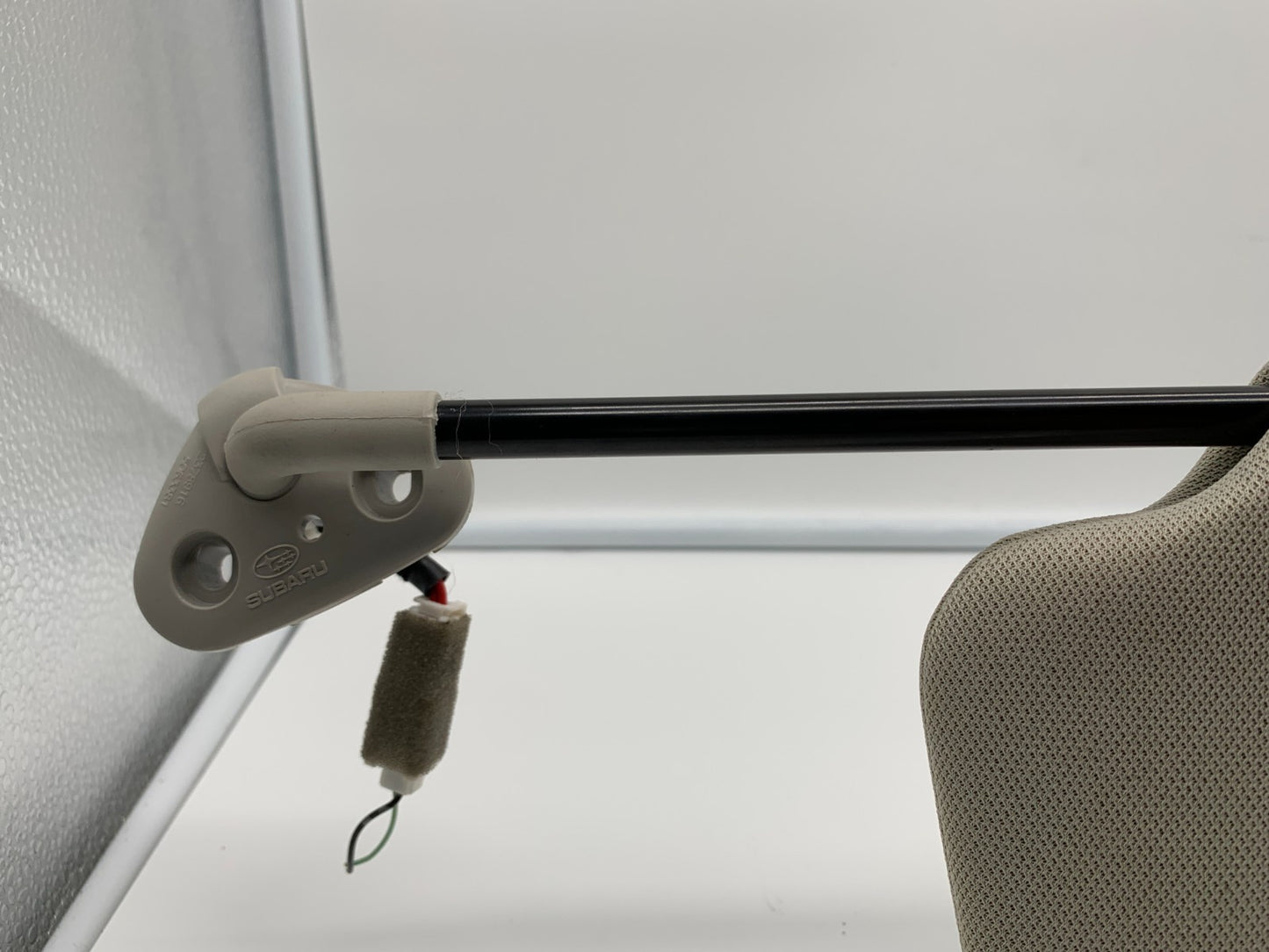 2015-2023 Subaru Legacy Passenger Sun Visor Beige Illuminated OEM C03B06007