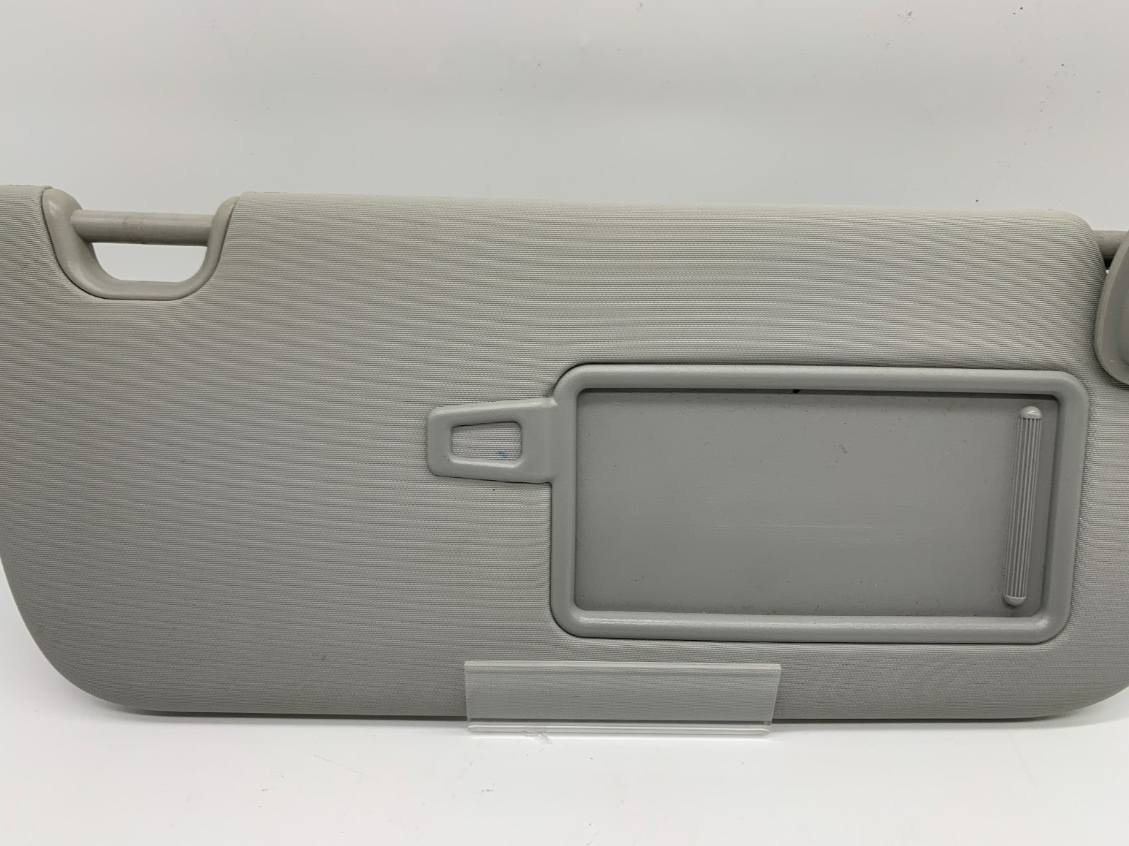 2014-2019 Kia Soul Passenger Sun Visor Gray Illuminated OEM A02B54009