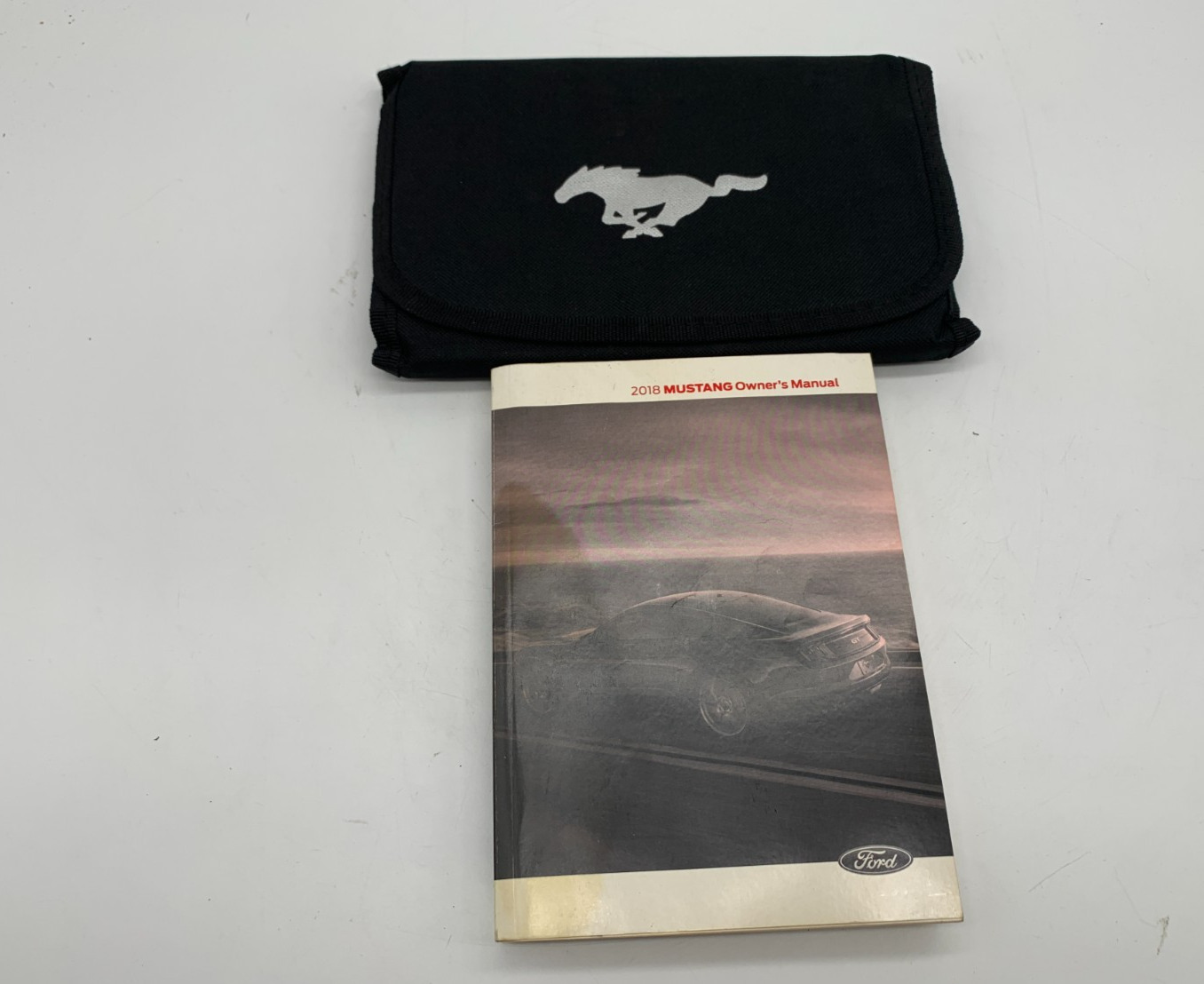 2018 Ford Mustang Owners Manual Set with Case OEM C02B21033