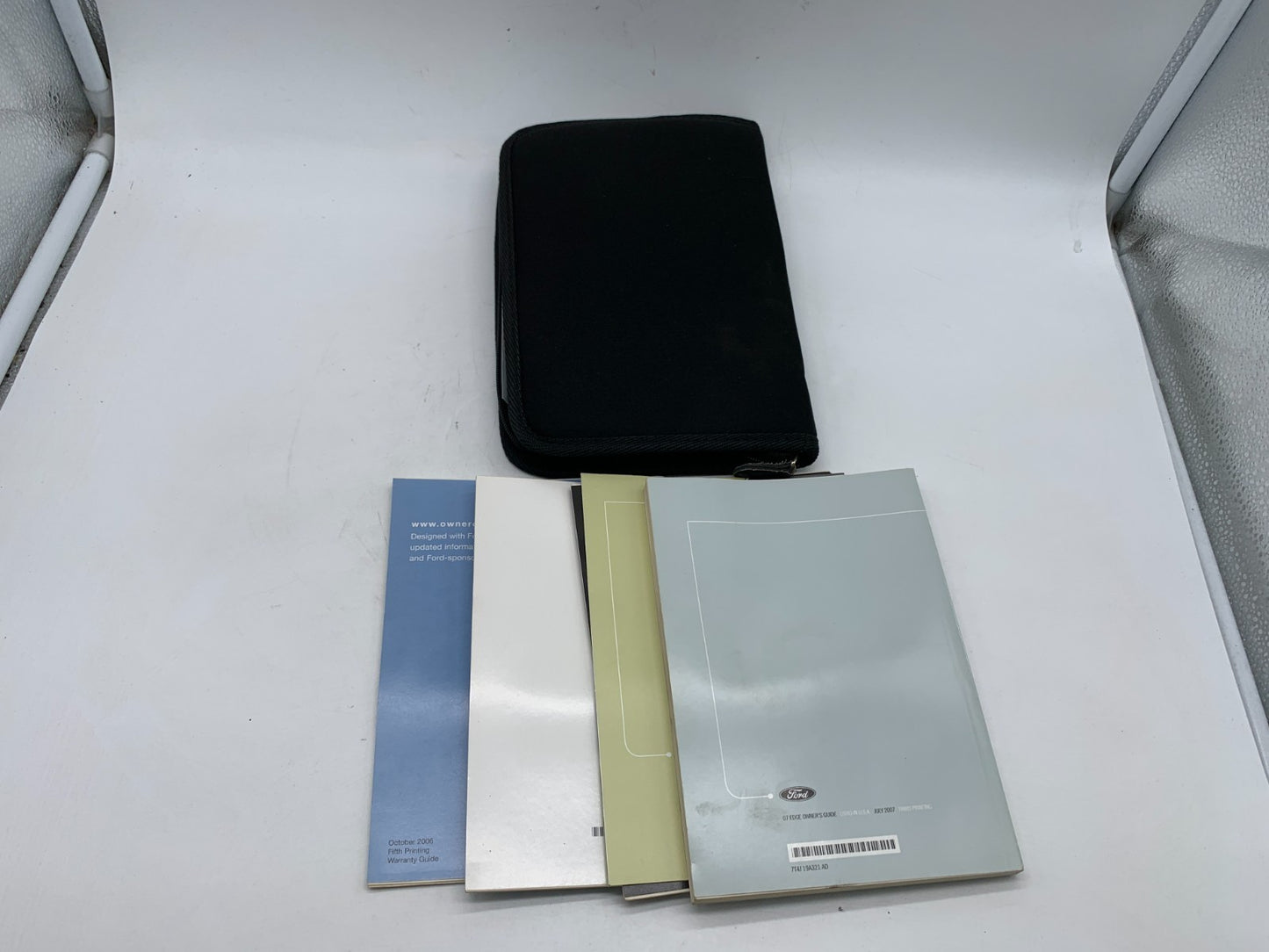 2007 Ford Edge Owners Manual Set with Case OEM B02B24011