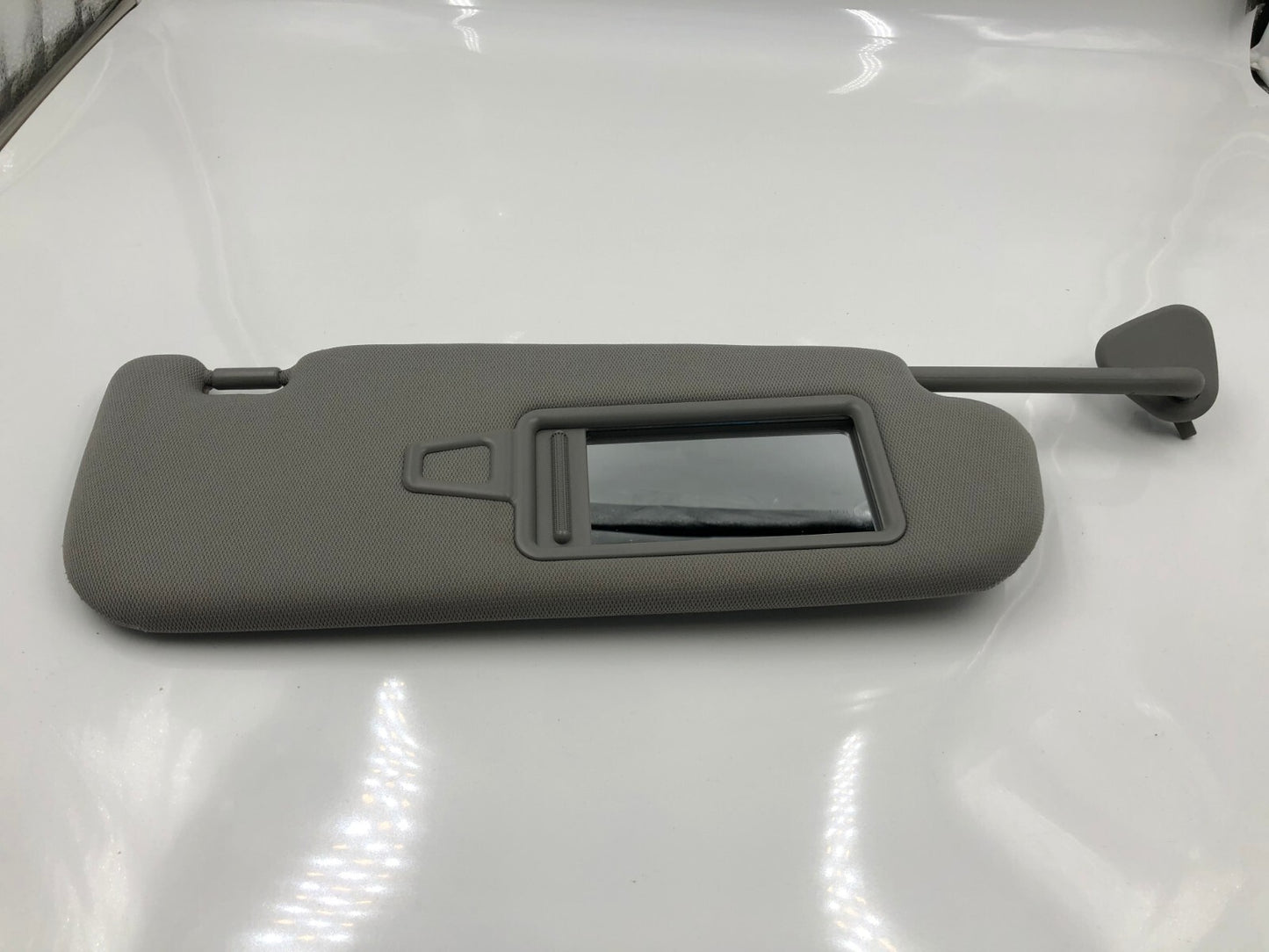 2011-2016 Kia Optima Passenger Sun Visor Gray Illuminated OEM D04B64008