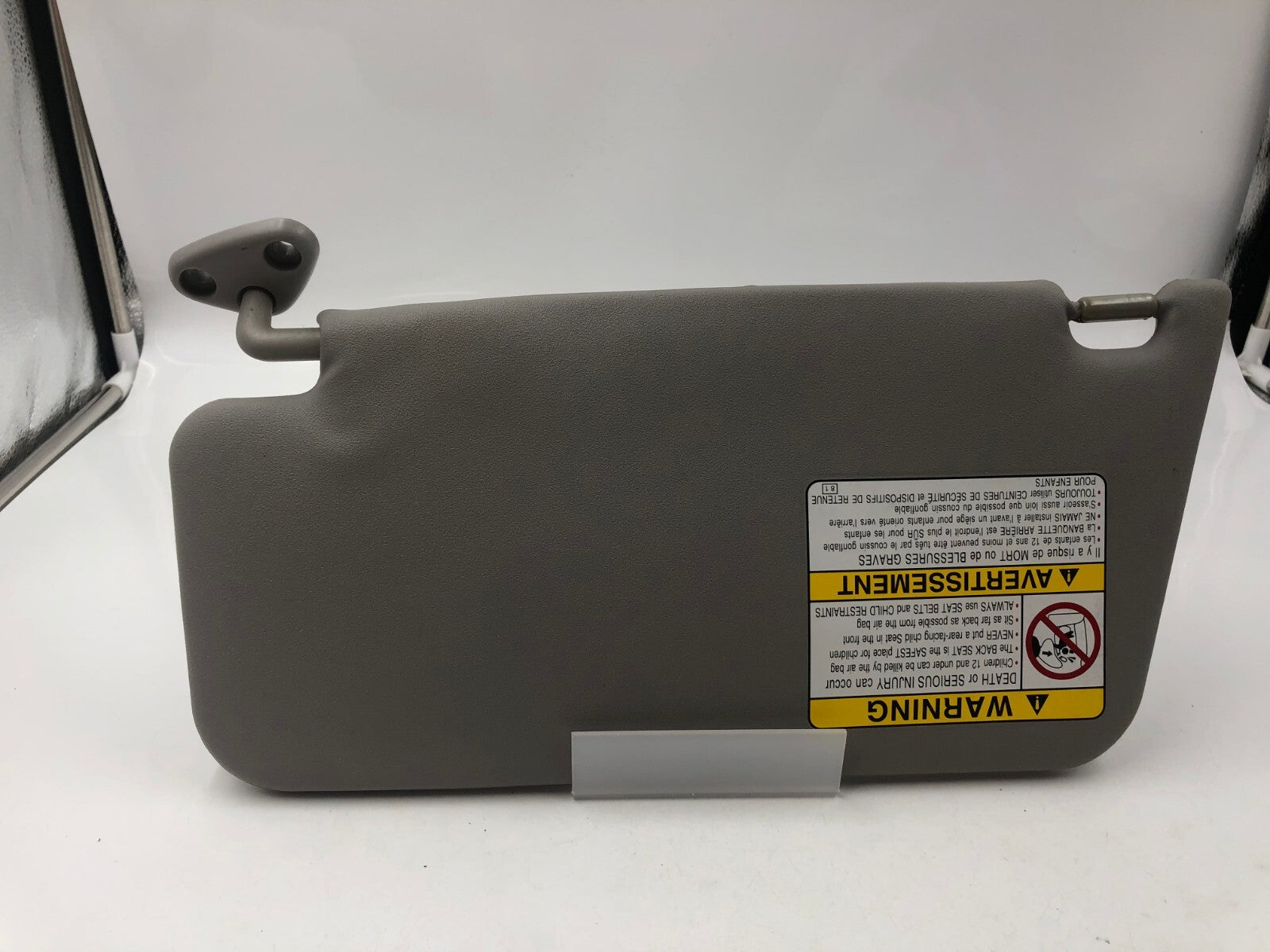 2001-2002 Subaru Forester Passenger Sun Visor Gray OEM C03B06055